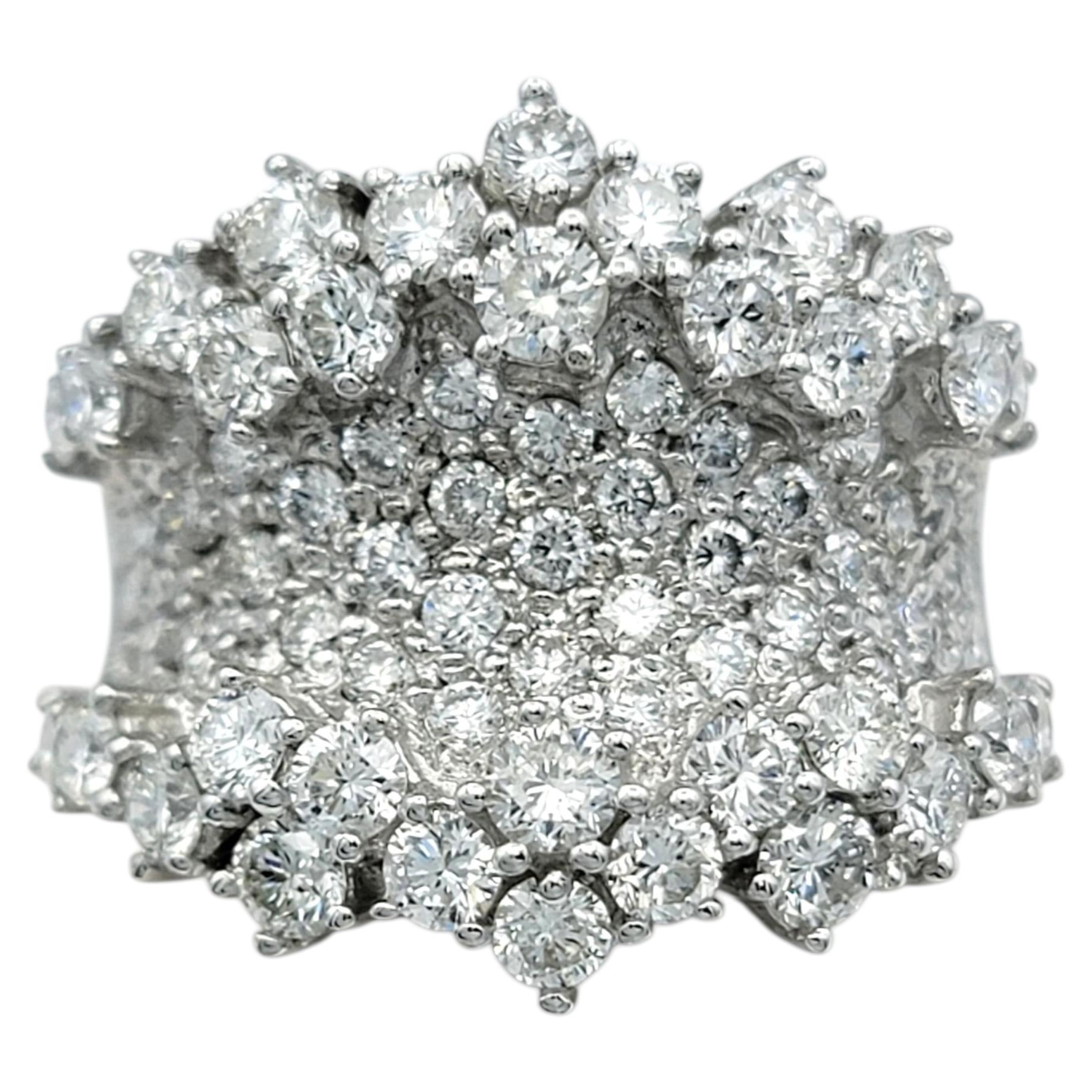 Bague cocktail concave en or blanc 18 carats avec diamants de 1,72 carat au total