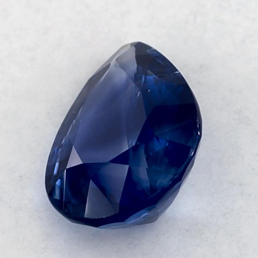 Donna 1.72 carati di zaffiro blu a forma di pera sciolto in vendita