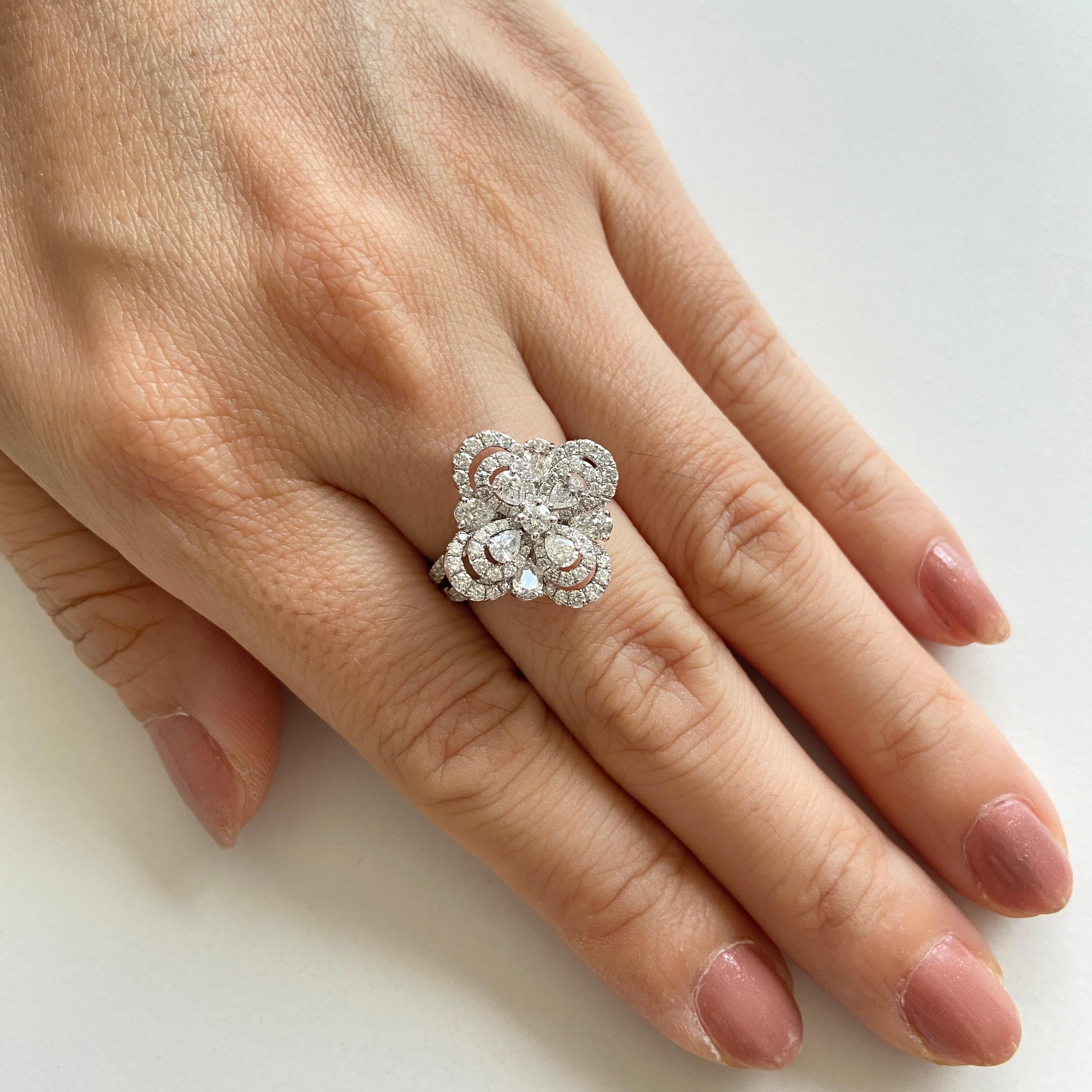 Pear shape and Round Brilliant cut White Diamond Platinum Cocktail Ring In New Condition For Sale In Hong Kong, HK