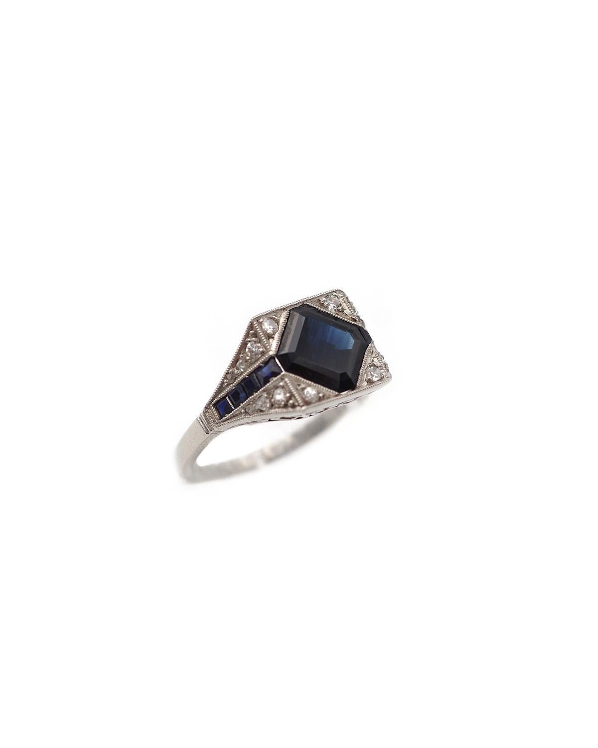 Bague Art déco en saphir et diamant de 1,72 ct en platine en vente 3