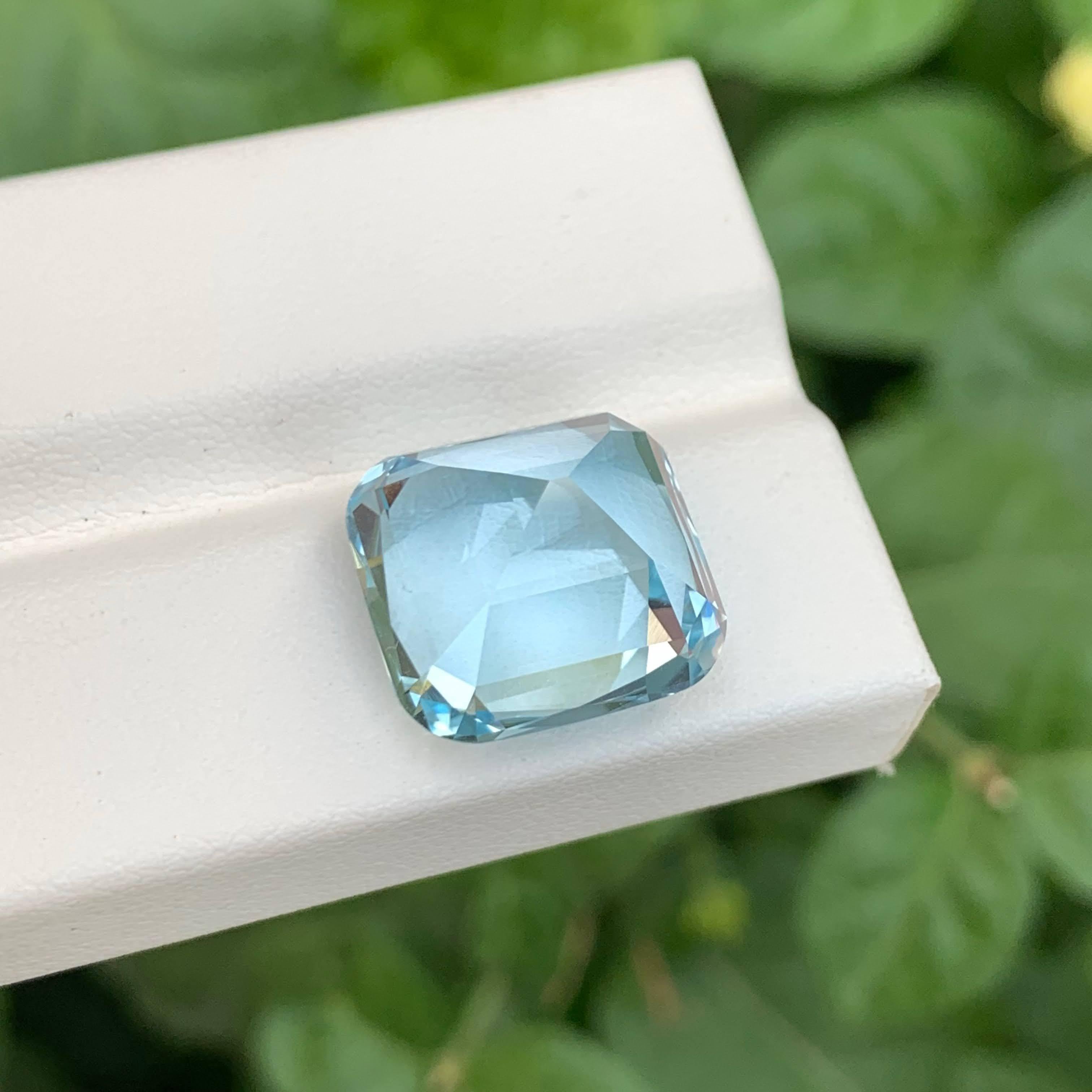 17,20 Karat Loser Himmelblauer Topas Stein Kissenschliff Natürlicher Afrikanischer Edelstein im Zustand „Neu“ im Angebot in Bangkok, TH