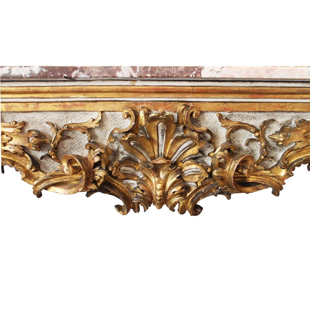 1720s Venetian Early Rococo Period Giltwood Console Table with Red Marble Top For Sale 3