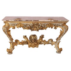 Mesa consola de madera dorada veneciana del periodo rococó temprano de 1720 con tapa de mármol rojo