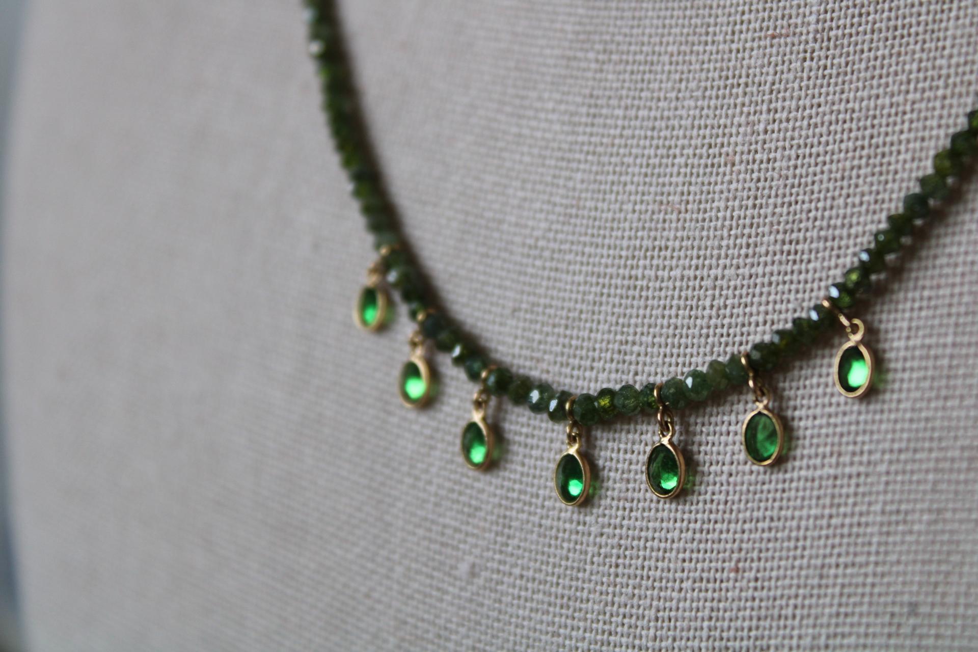 17.22 Carat Diamond Bead Chain in 18K Gold with Tsavorite Pears For Sale 2