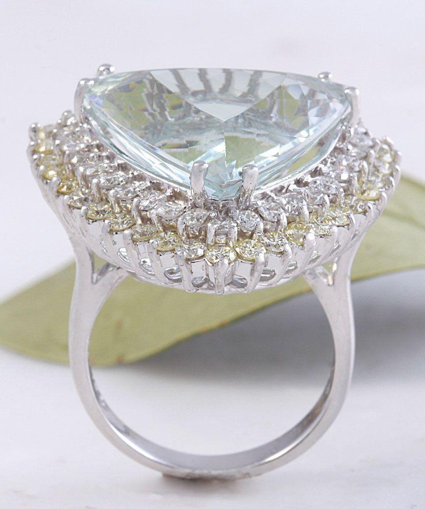 Aigue-marine naturelle de 17,22 carats de très belle apparence et diamant blanc massif 14 carats Pour femmes en vente