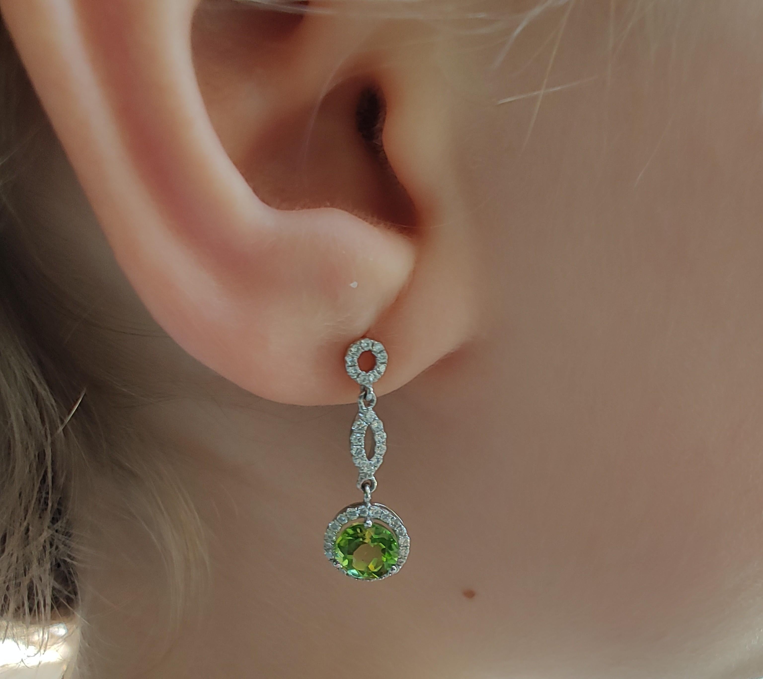 1.723ct Peridot Diamond Drop Earrings For Sale 4