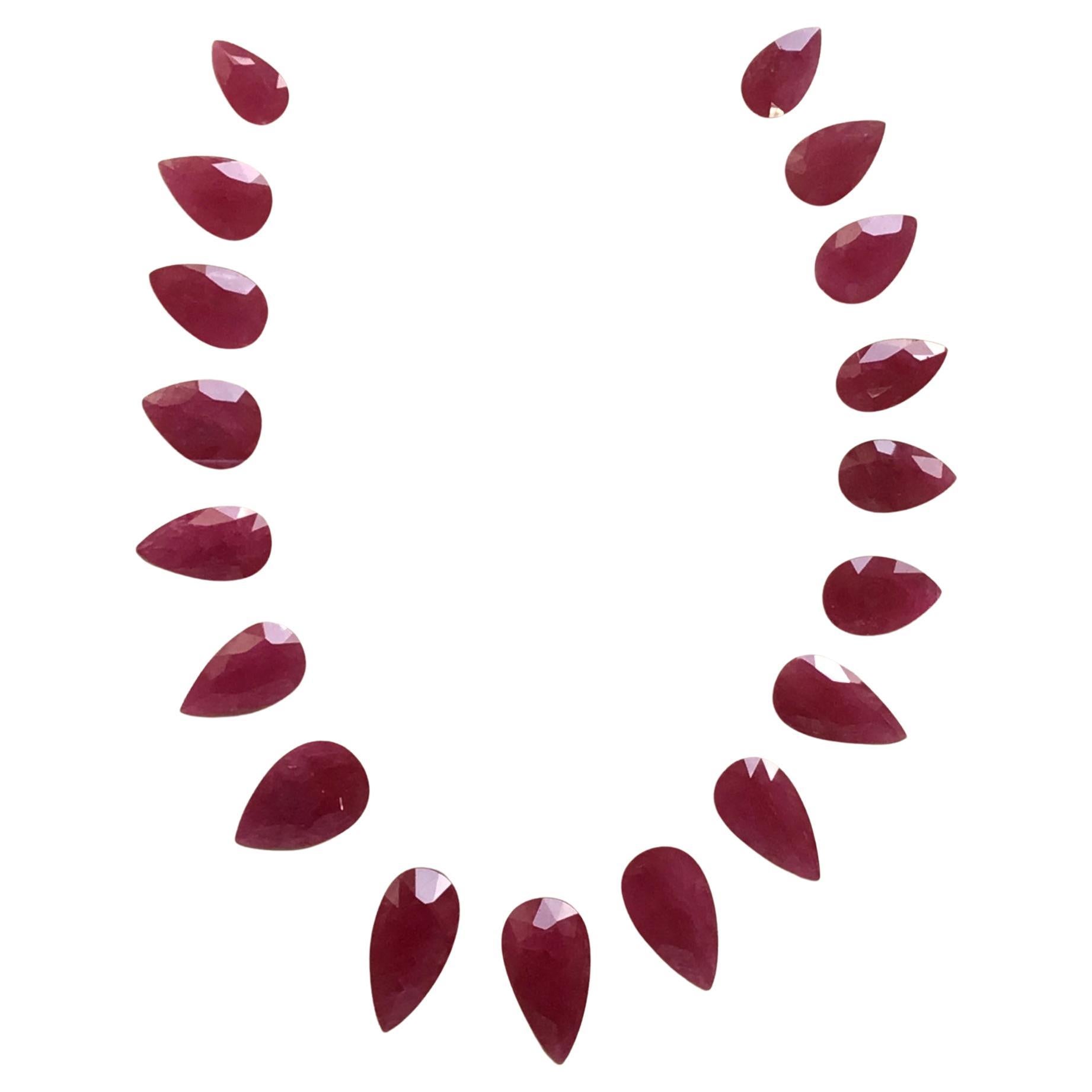 172.43 Carats Ruby Mozambique Pear Faceted Cut stone Layout Heated Natural Gem en vente