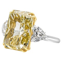 17.25 Carat Radiant cut Brilliant Diamond Ring Fancy Yellow 18K Gold