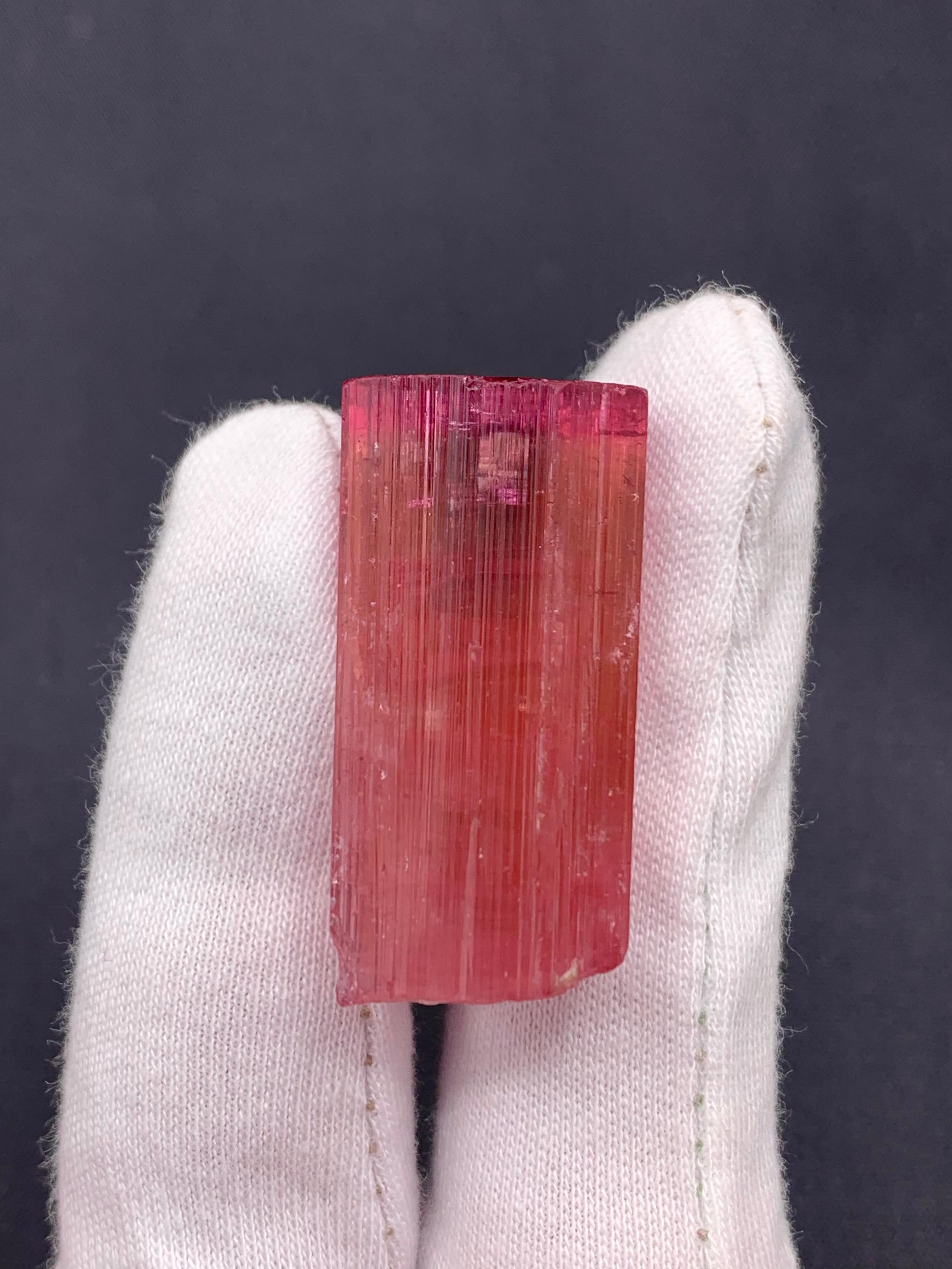 17,25 grammi di cristalli di tormalina bi-colore da Pachigram, Afghanistan in vendita 1