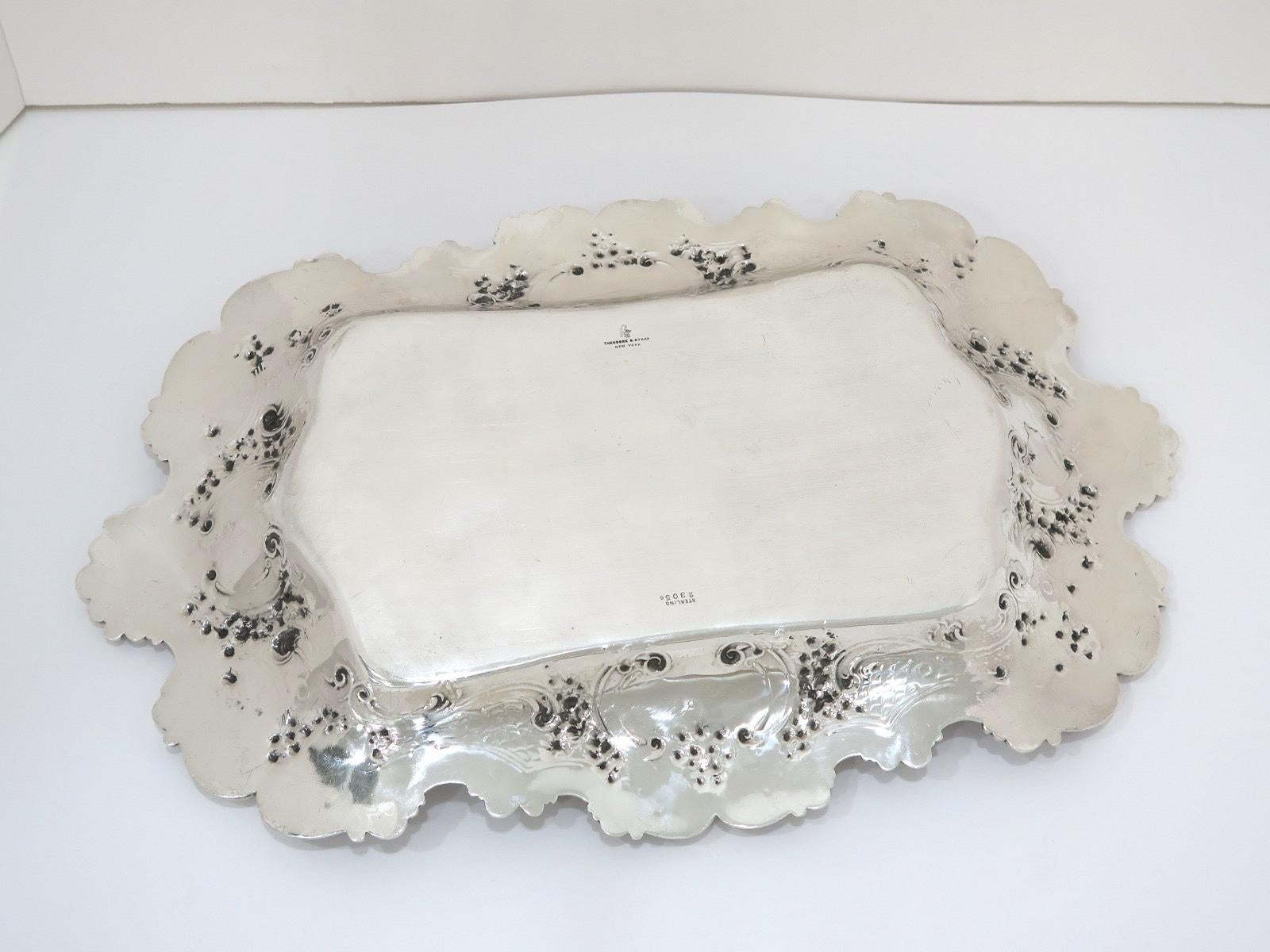 American 17.25 in - Sterling Silver Theodore B. Starr Antique Floral Scroll Platter