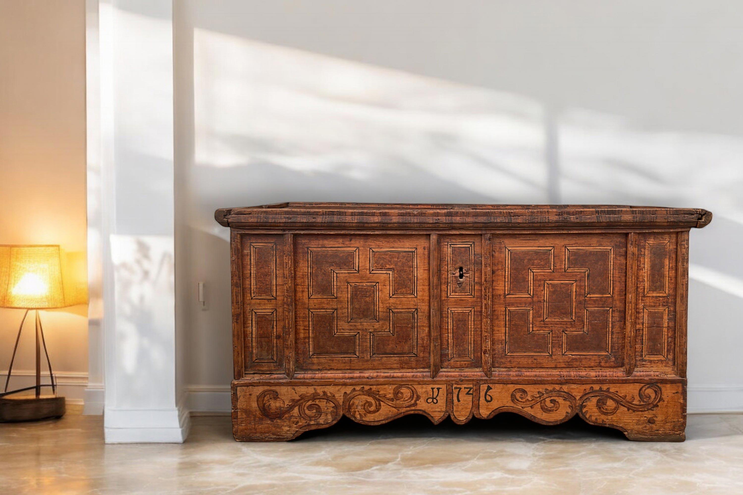 1726 Brown Painted Alpine Chest 7