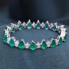 17.27Ct Zambian Emerald Pear Diamond Gemstone Tennis Bracelet 18K White Gold