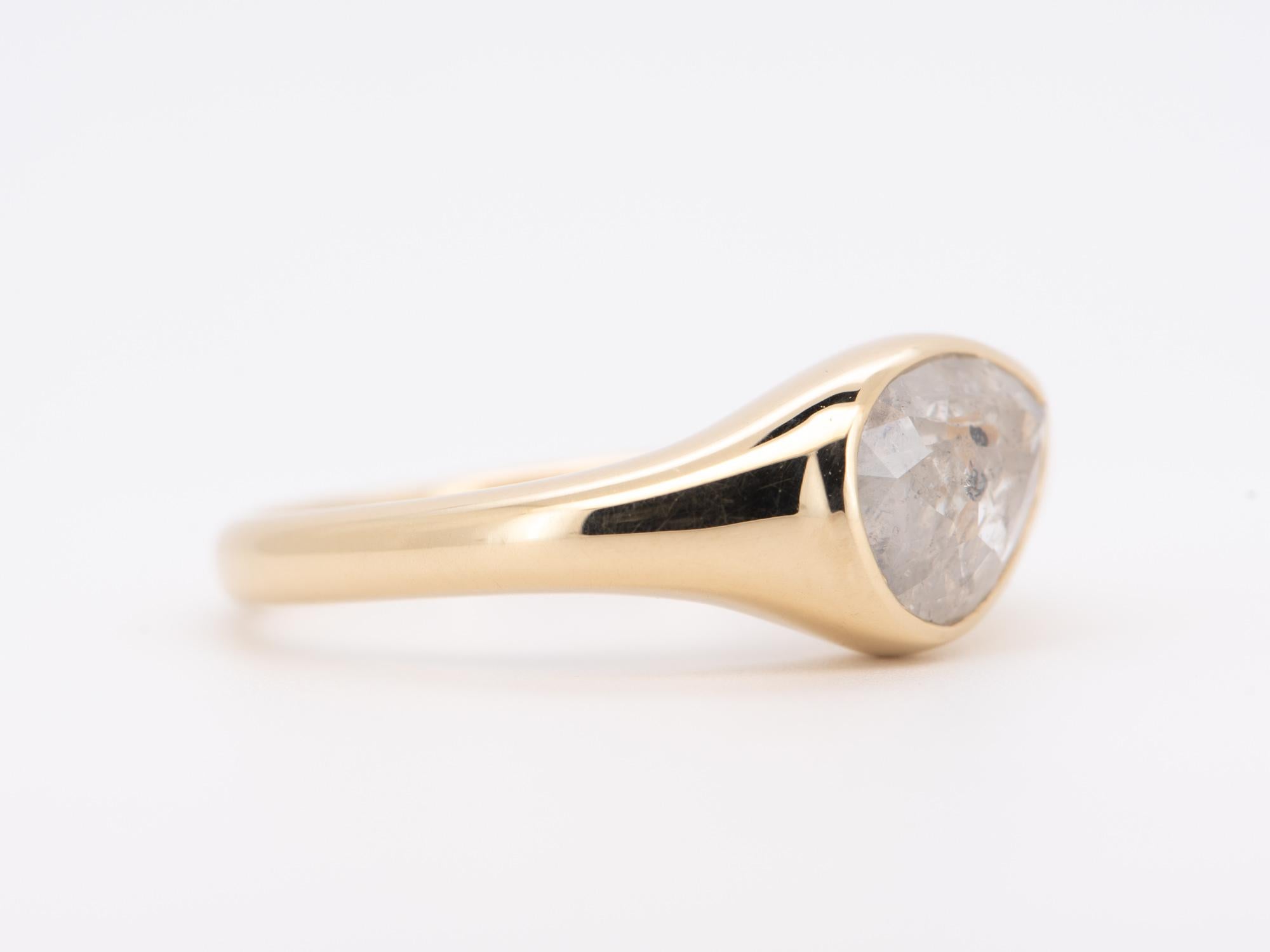 ♥ A very light and transparent rose cut diamond is bezel set in a unique way, atop a polished half round band
♥ Super comfortable to wear as there are no prongs and the entire ring is designed in a flowy shape. Unique and sparkly diamond!
♥ The
