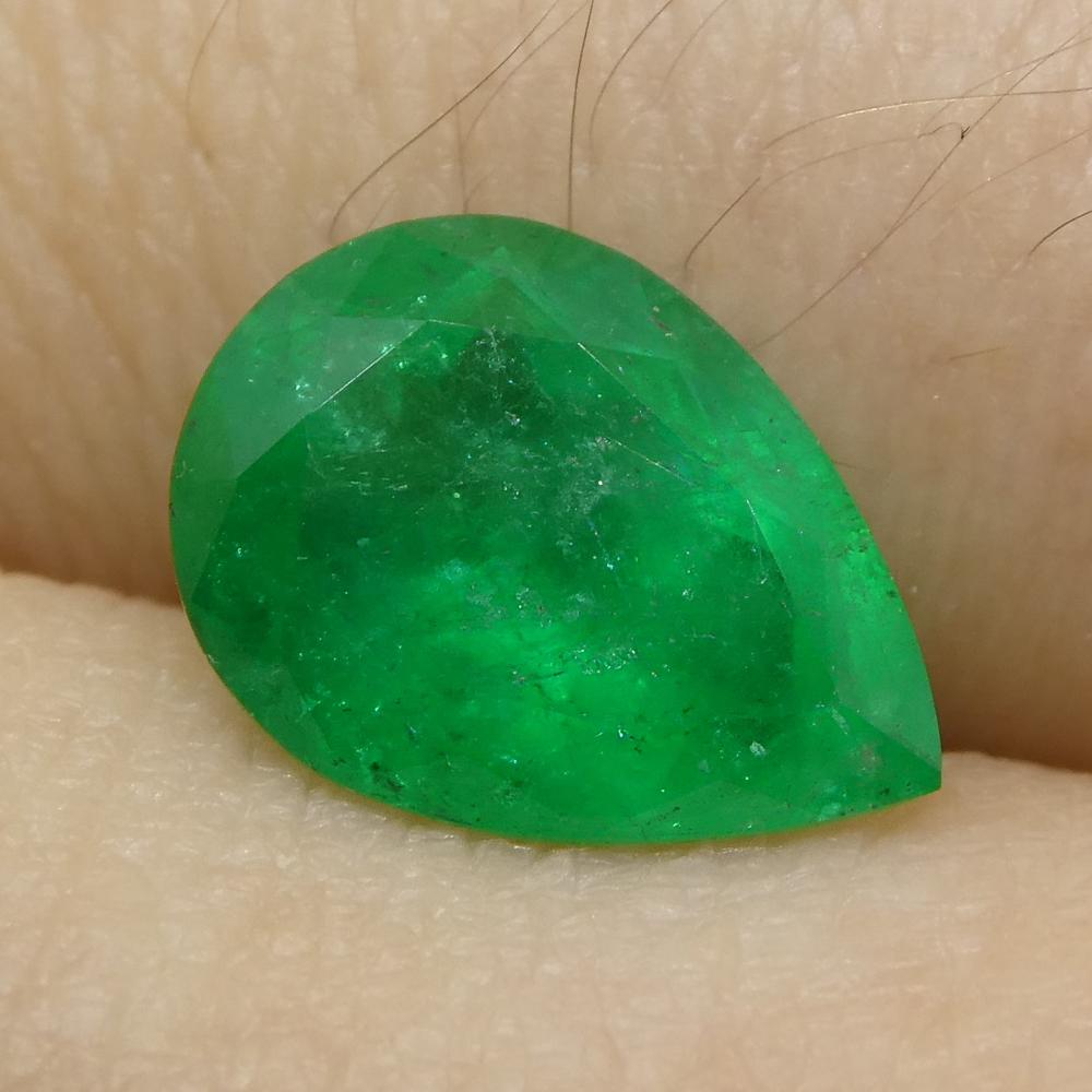 1.72ct Pear Green Emerald from Colombia For Sale 5
