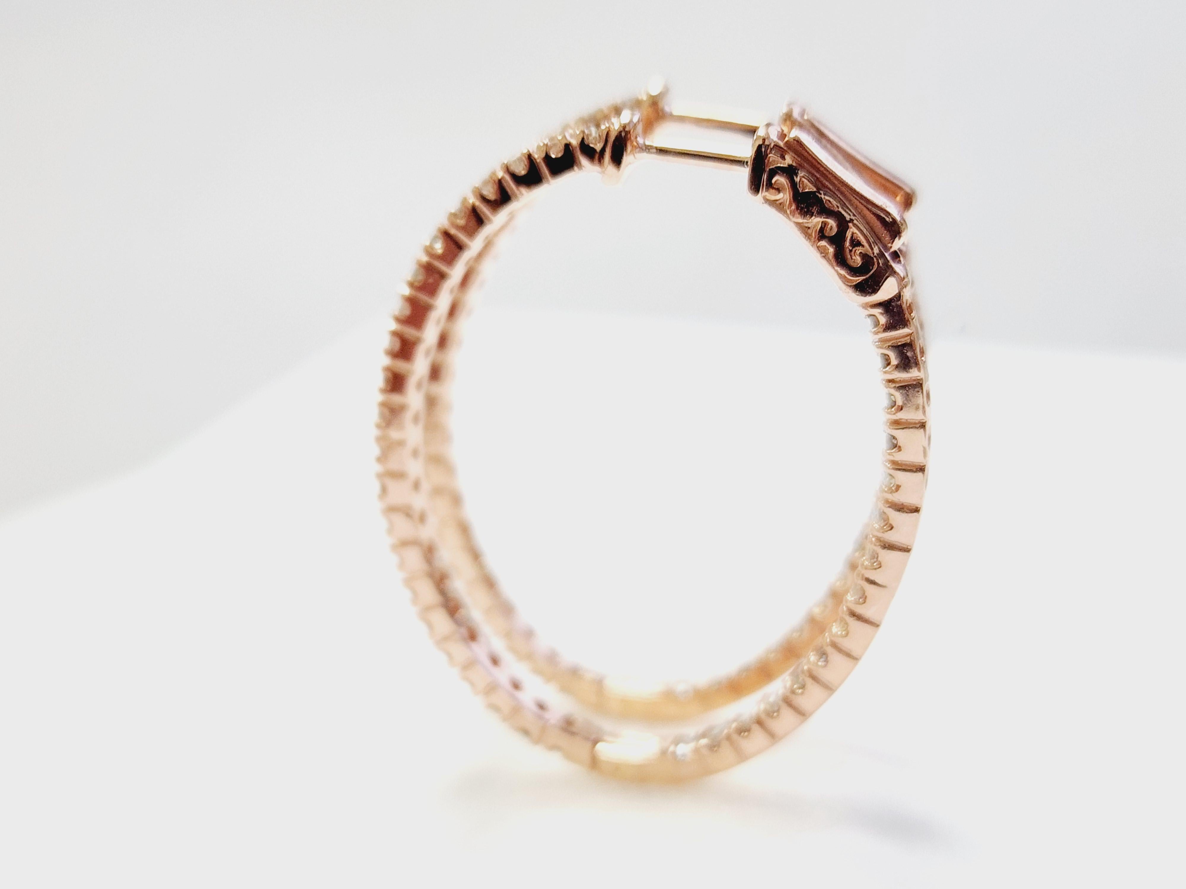 Donna Orecchini a cerchio ovali con diamante da 1,73 carati in oro rosa 14 carati in vendita