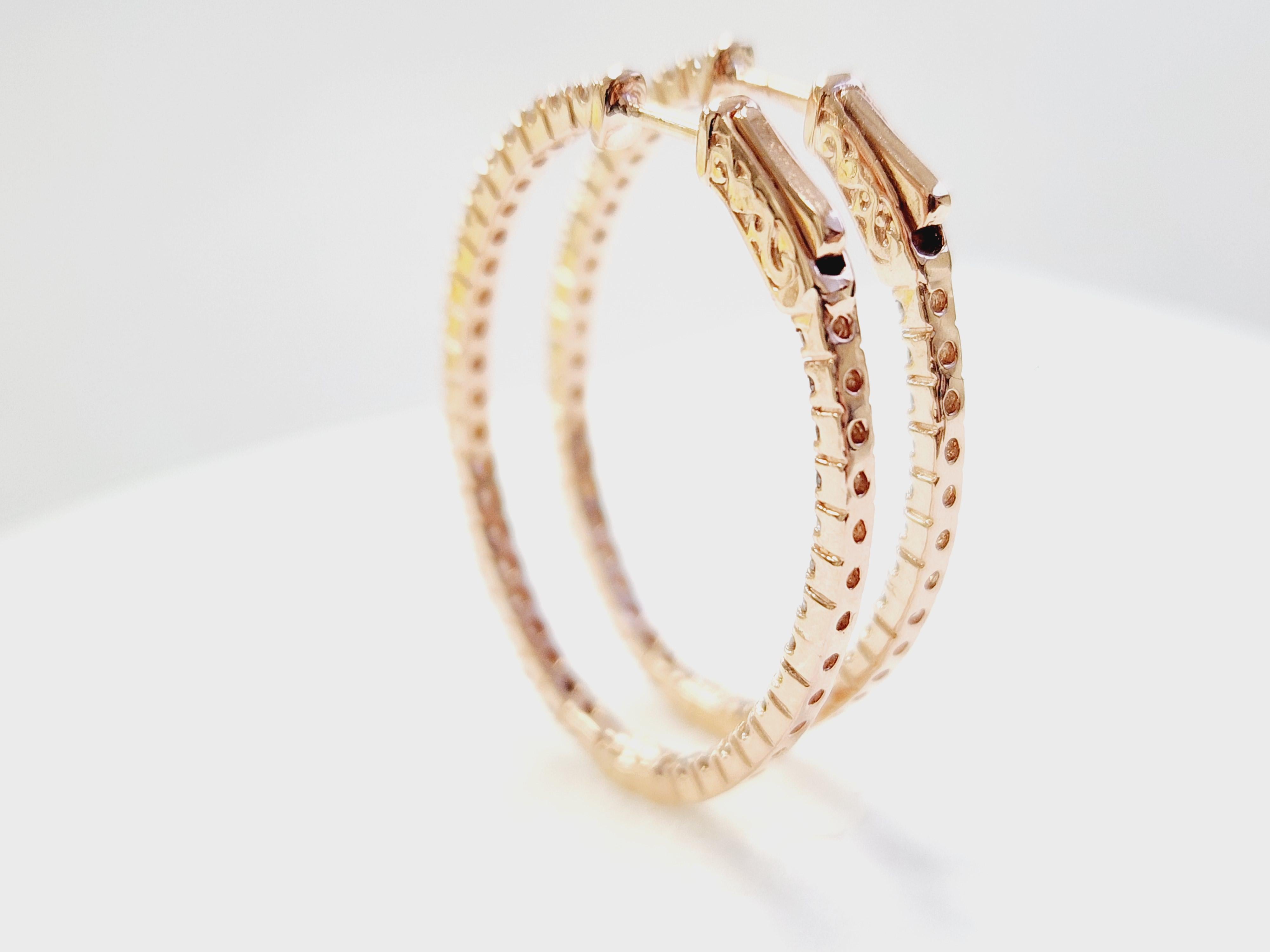 Orecchini a cerchio ovali con diamante da 1,73 carati in oro rosa 14 carati in vendita 1