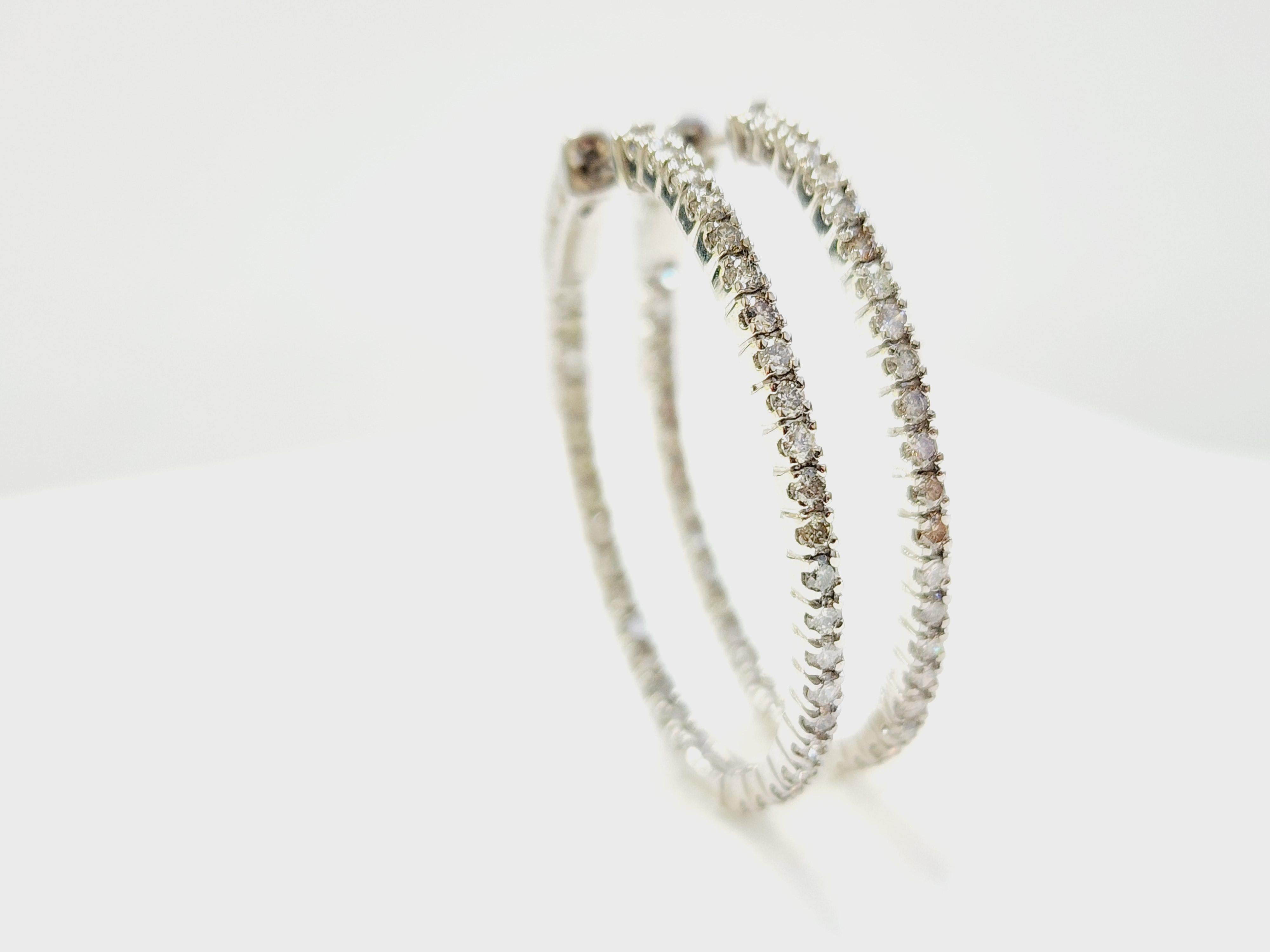 Pendientes Aros Ovalados Diamante 1,73 Quilates Oro Blanco 14 Kilates en venta 6