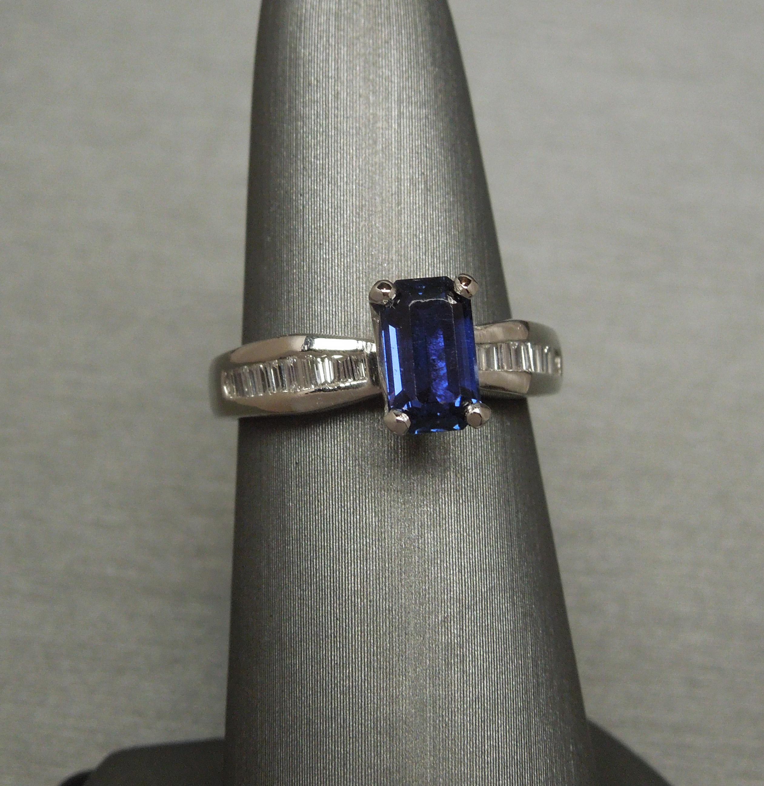 Women's 1.73 Carat Emerald Cut GIA Sapphire and Baguette Platinum Ring For Sale