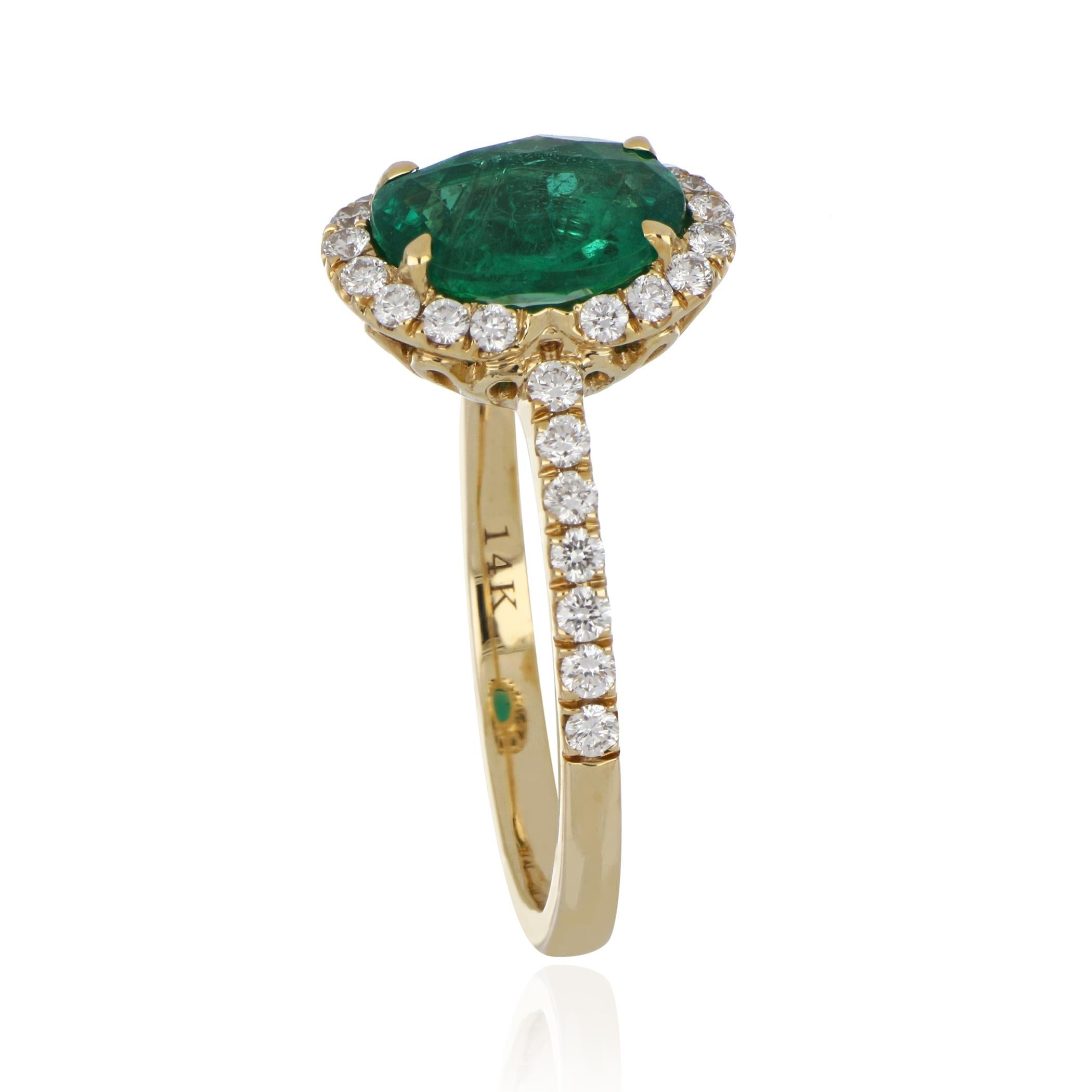 Contemporary 1.73 Carat Emerald Ring with Diamonds in 14 Karat Yellow Gold