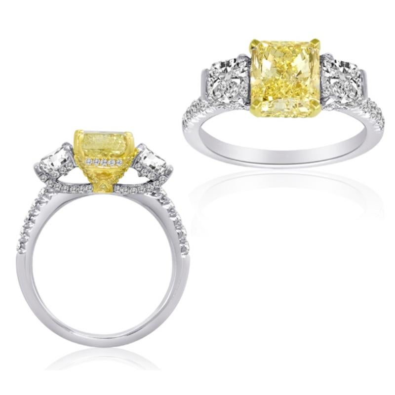Cushion Cut 1.73 Carat Fancy Yellow Diamond Ring with GIA Certificate Set in 18 Karat Gold For Sale