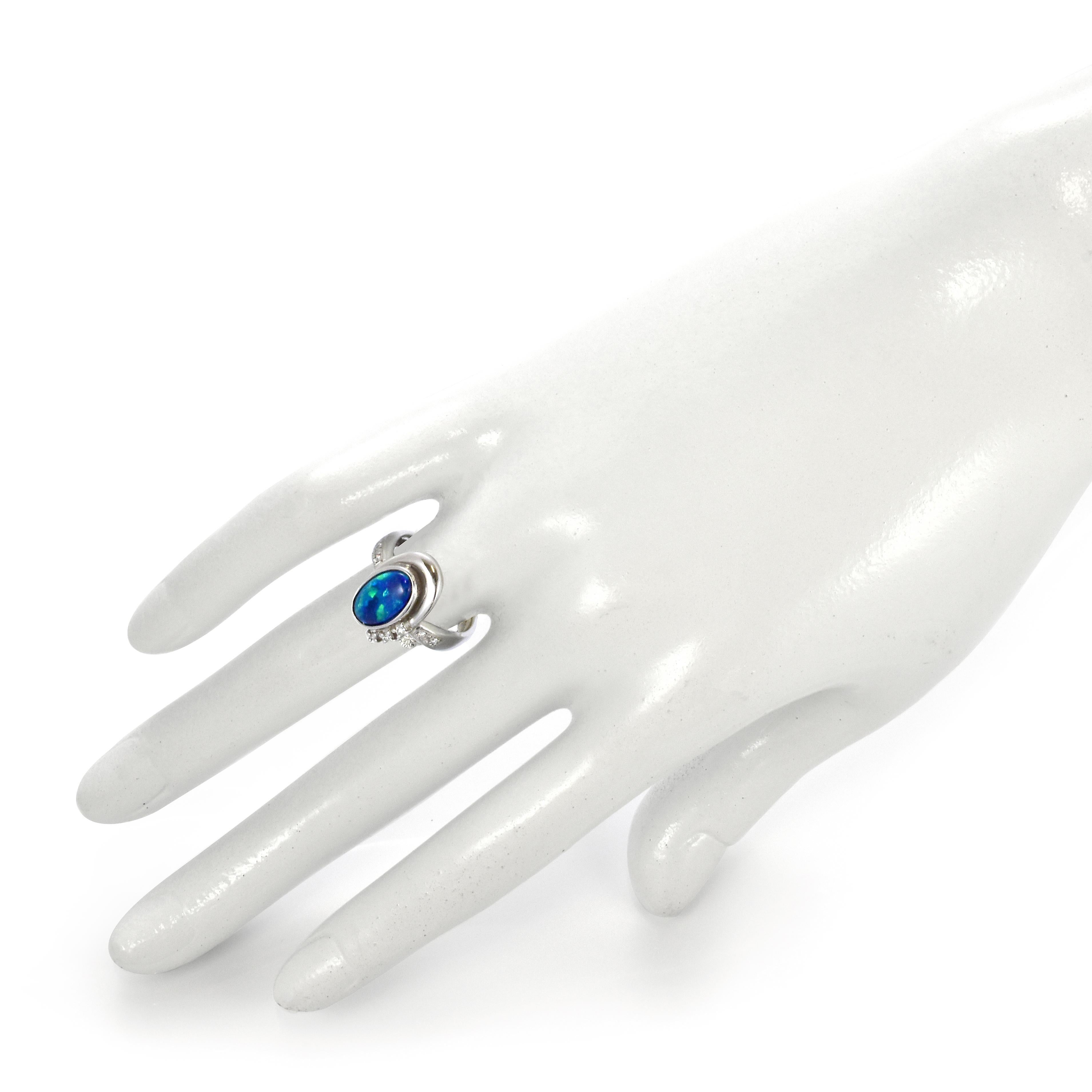 Women's 1.73 Carat Natural Australian Lightning Ridge Black Opal Ring Made in Platinum For Sale