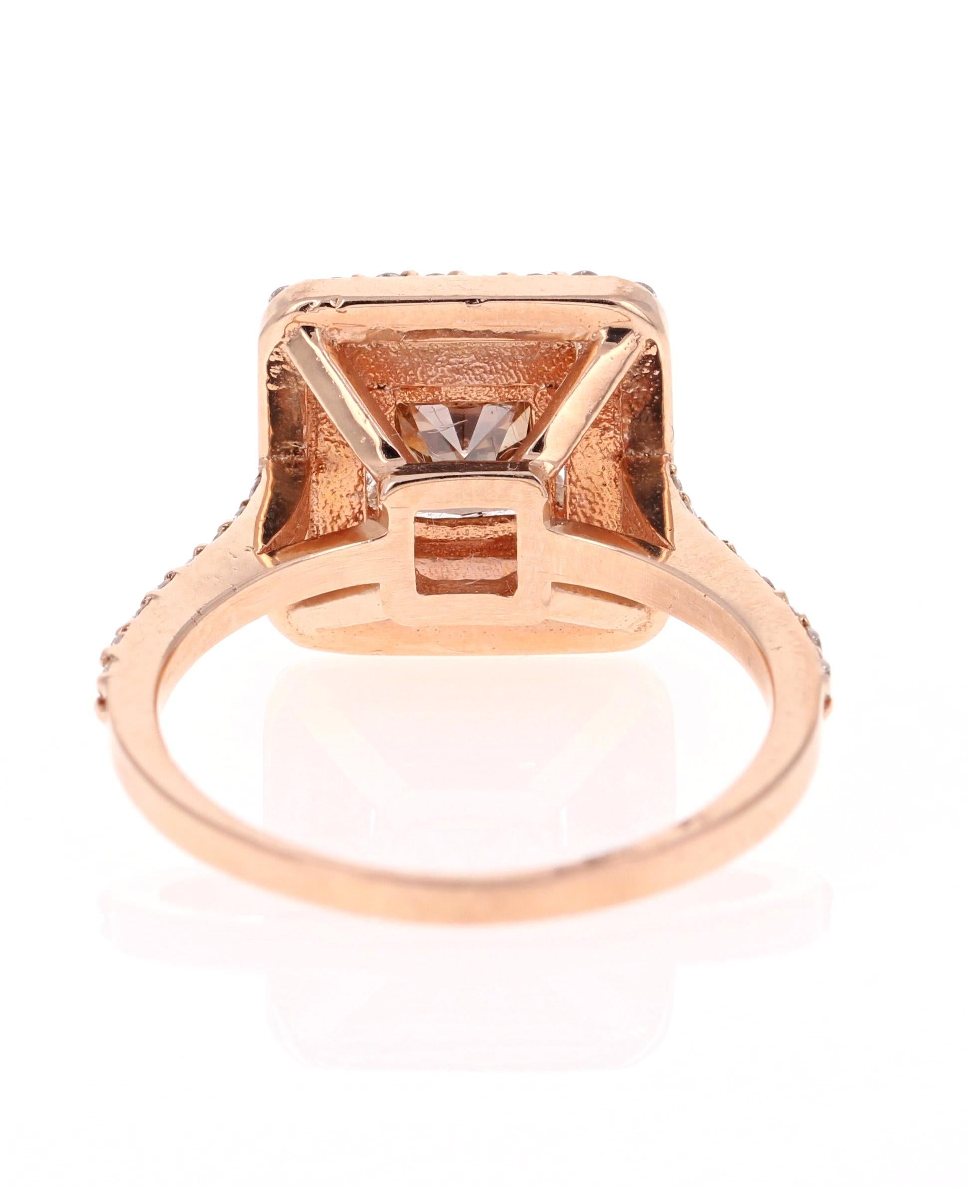 Taille coussin Bague de fiançailles en or rose 14 carats avec diamant brun fantaisie naturel de 1,73 carat en vente