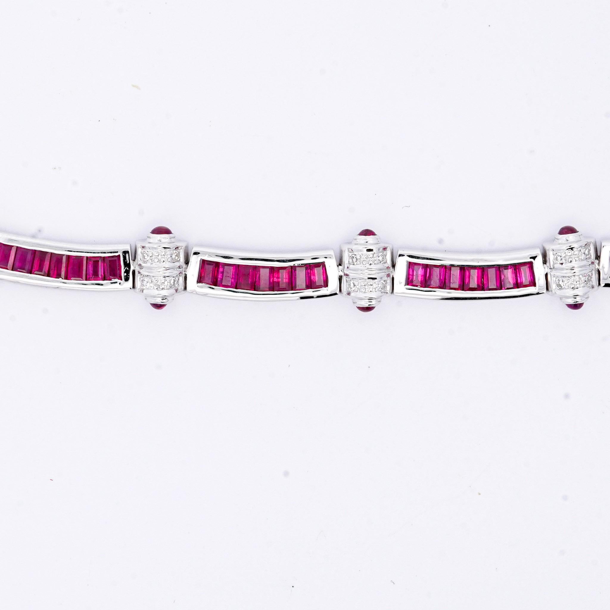 Collana girocollo retrò in oro bianco 18 carati con rubino e diamanti da 17,3 carati In condizioni Nuovo in vendita a Miami, FL