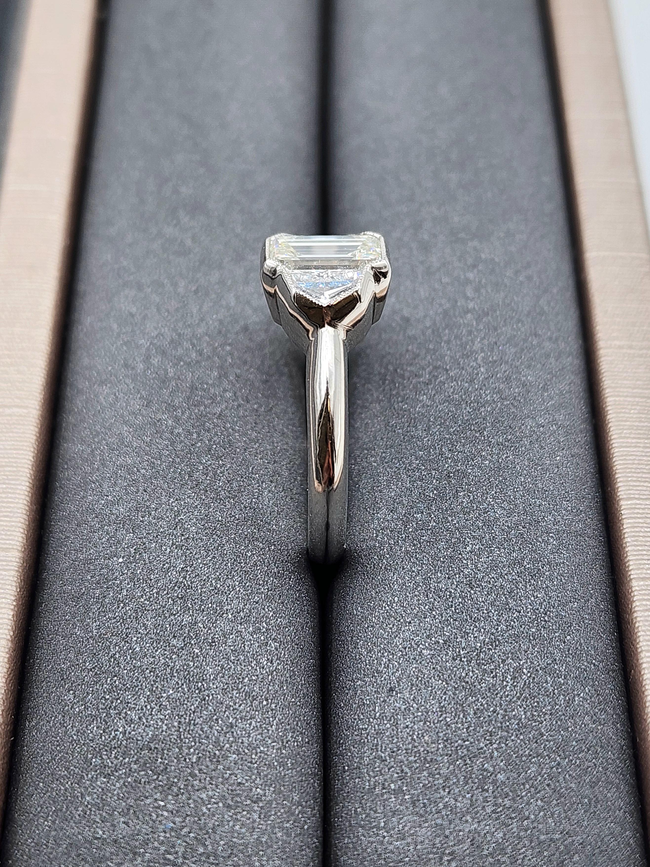 Elegant GIA-Certified 1.73 Carat Emerald-Cut Diamond Ring In New Condition For Sale In Chicago, IL