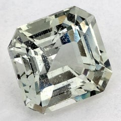 1.73 Karat Grüner Saphir Oktagon Lose Edelstein