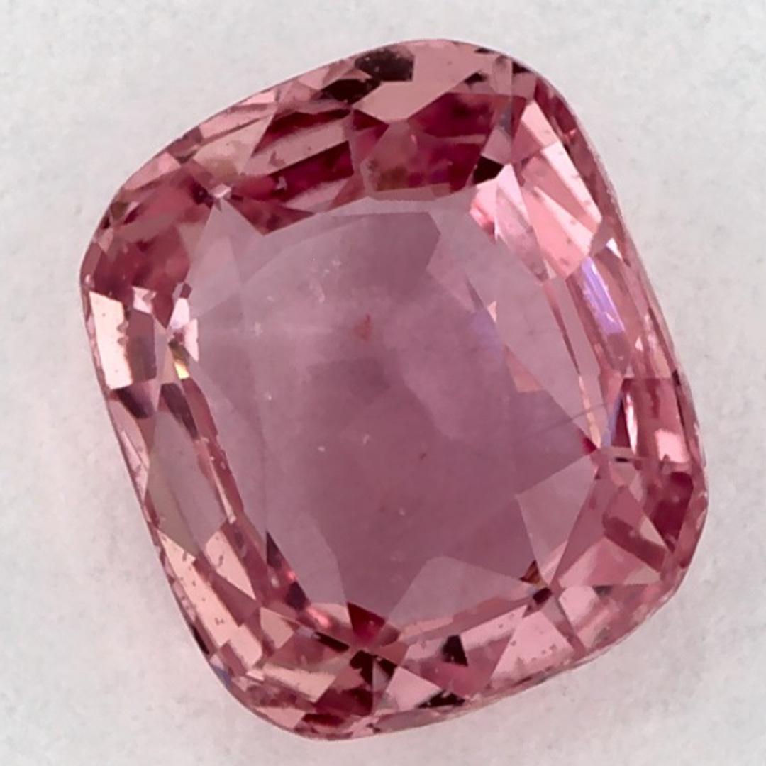 Donna 1.73 carati di zaffiro rosa a cuscino, gemma sciolta in vendita
