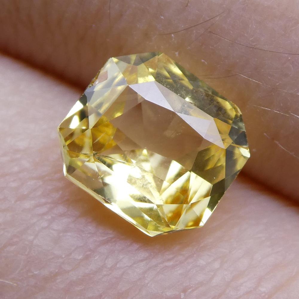 1.73 Carat Yellow Sapphire Octagonal GIA Certified Unheated, Sri Lanka In New Condition For Sale In Toronto, Ontario
