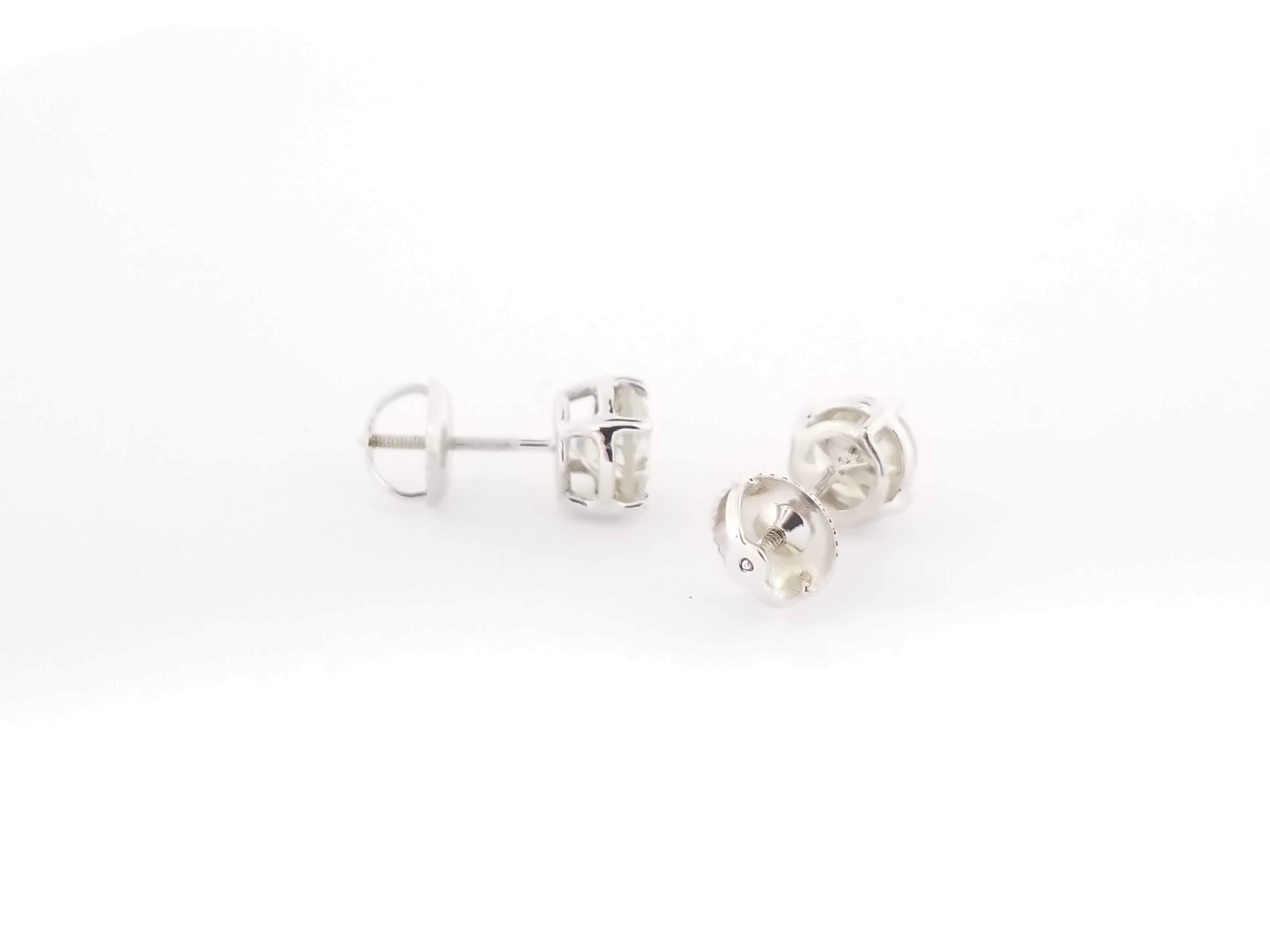 1.73 Cttw Carat Natural Diamond Round Studs 14k White Gold In New Condition In Great Neck, NY