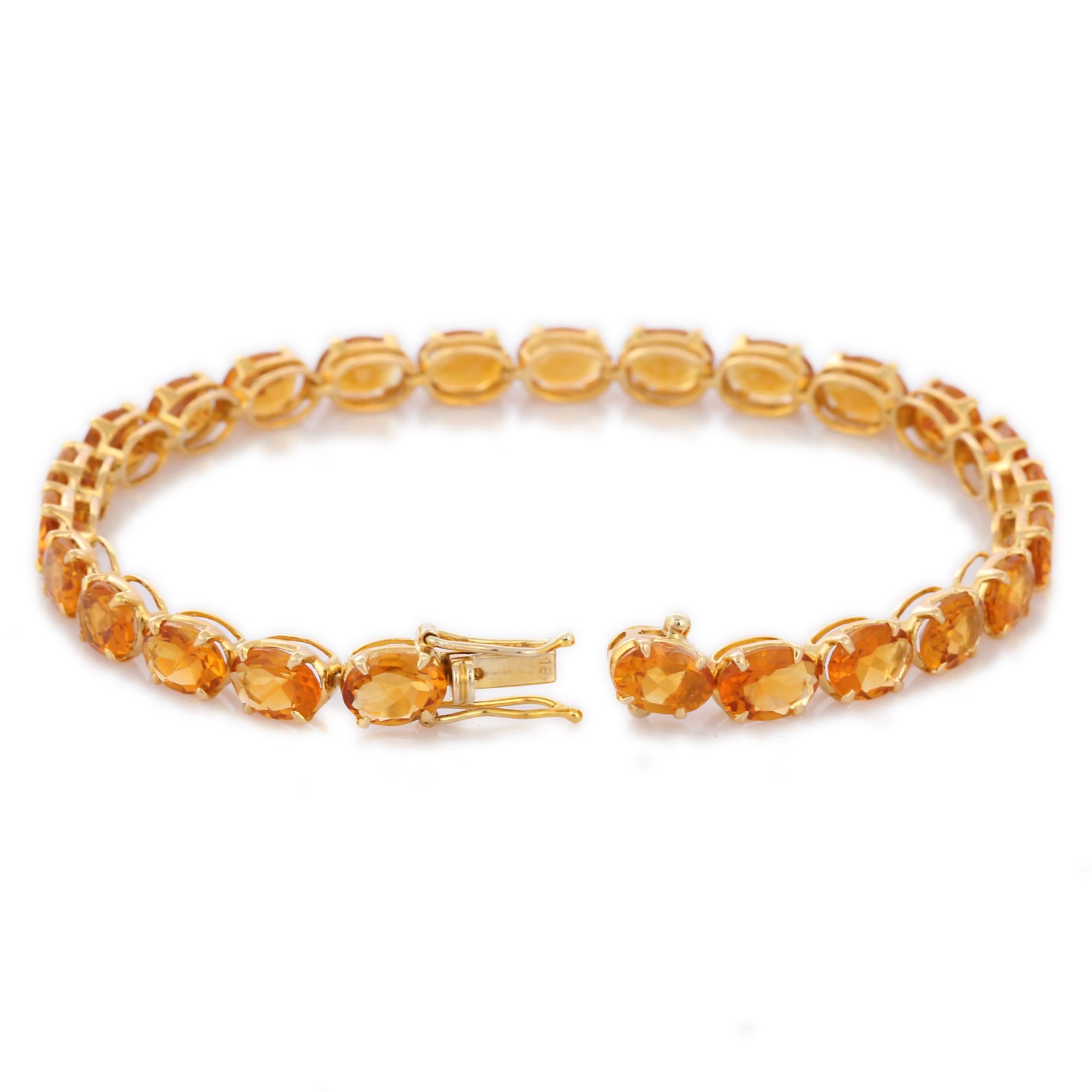 Modern 17.36 Ct Natural Citrine Handcrafted Tennis Bracelet in 18K Yellow Gold For Sale