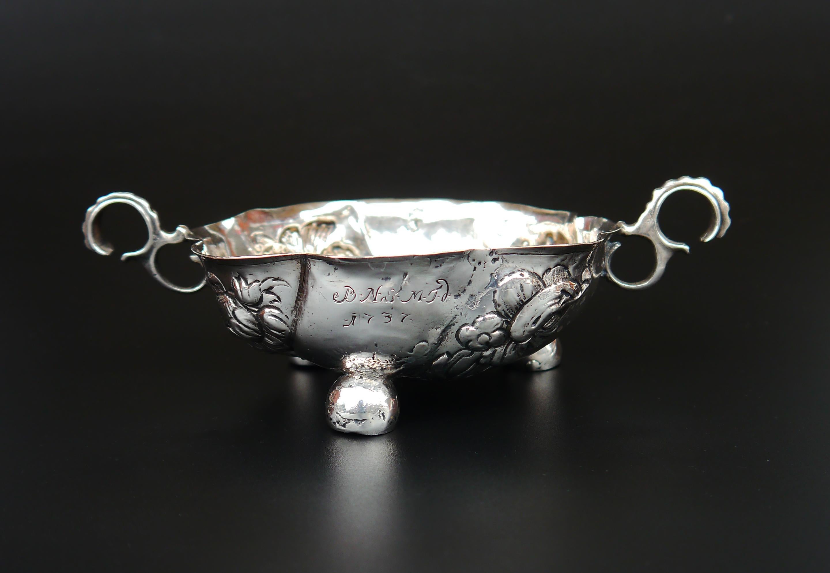 1737 Danish Floral Bowl solid Silver / 135 gr For Sale 5