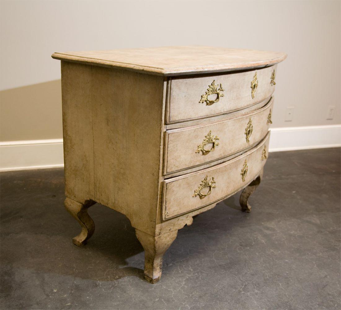 1737 Gray Gustavian Swedish Chest of Drawers with Original Paint 1