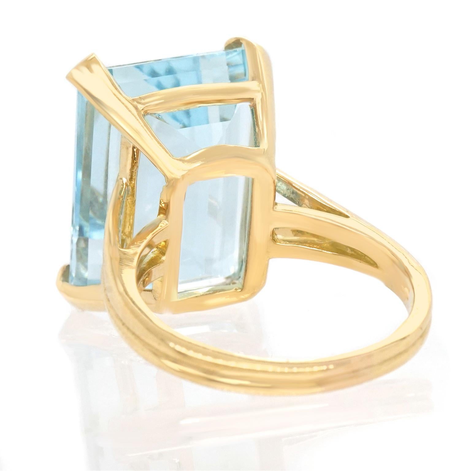 17.38 Carat Aquamarine Ring by Lawrence Jeffrey in Gold 2