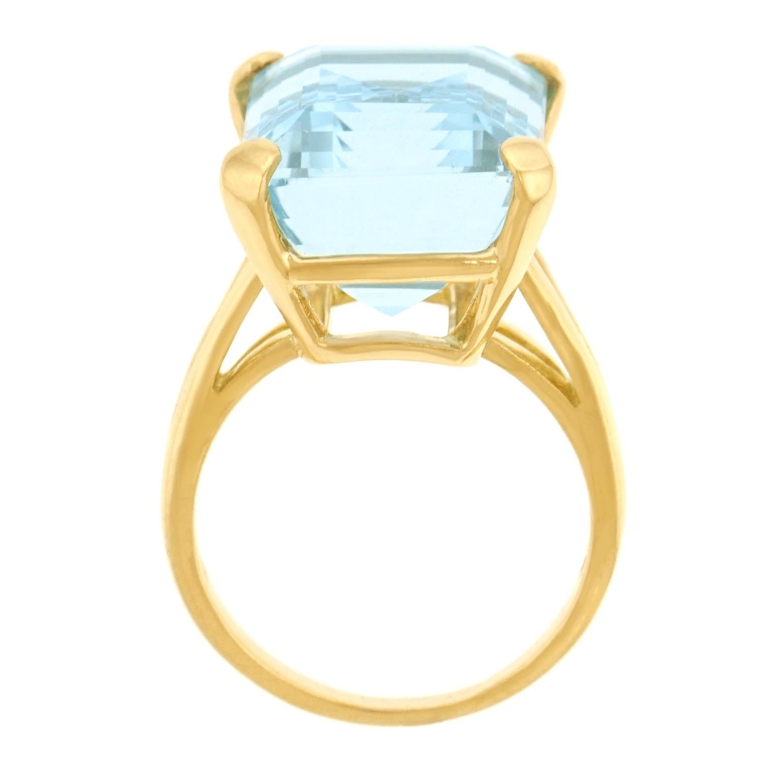 17.38 Carat Aquamarine Ring by Lawrence Jeffrey in Gold 3