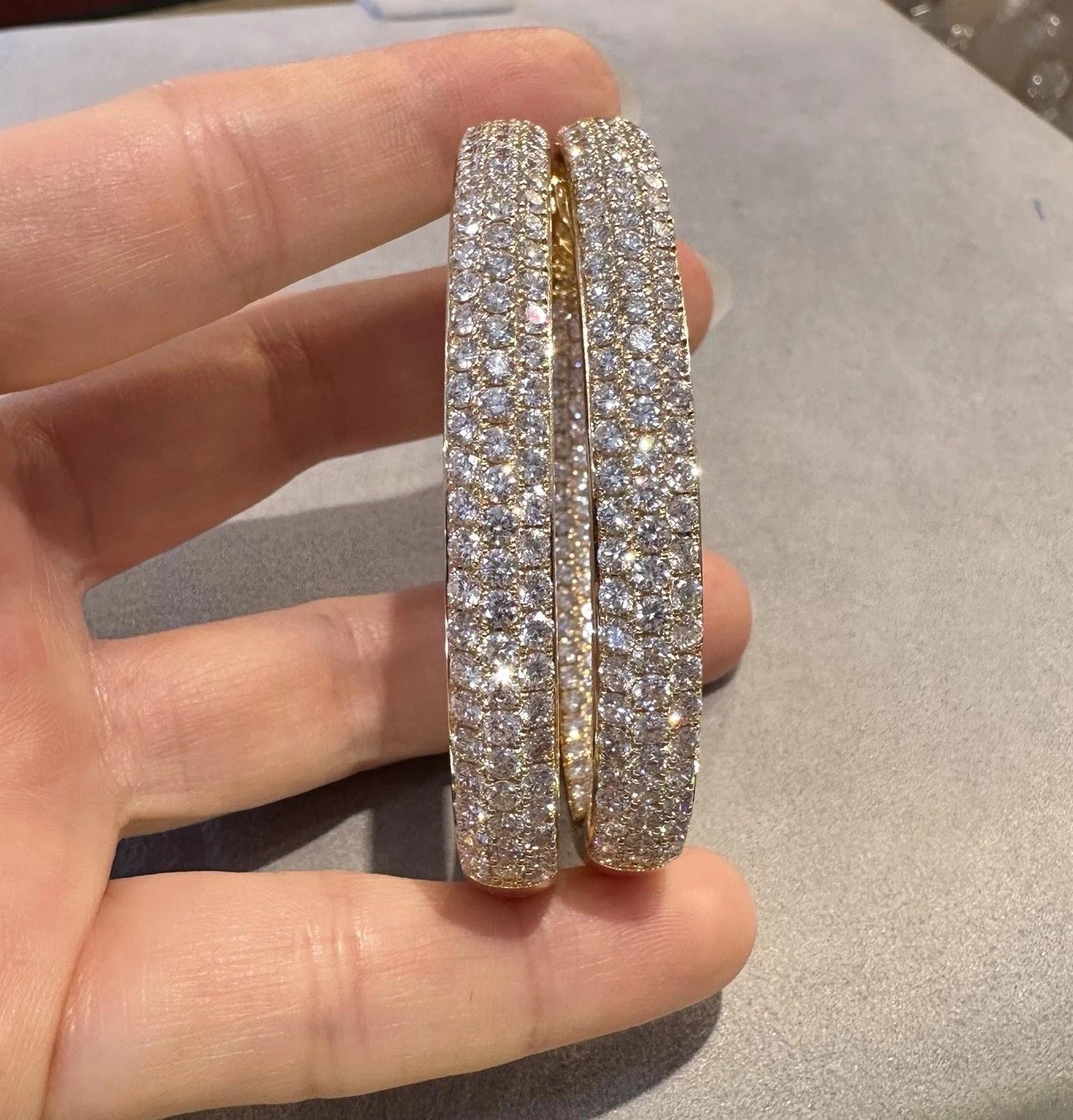 17.38cts Inside Out Oval Pave Diamond Hoop Earrings in 18k Yellow Gold In Excellent Condition For Sale In La Jolla, CA