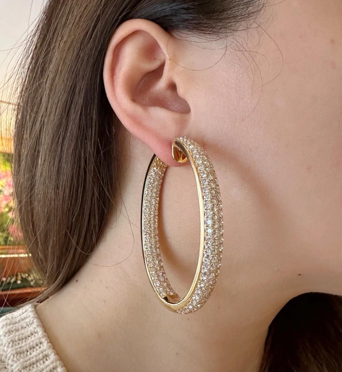 17.38cts Inside Out Oval Pave Diamond Hoop Earrings in 18k Yellow Gold For Sale 3