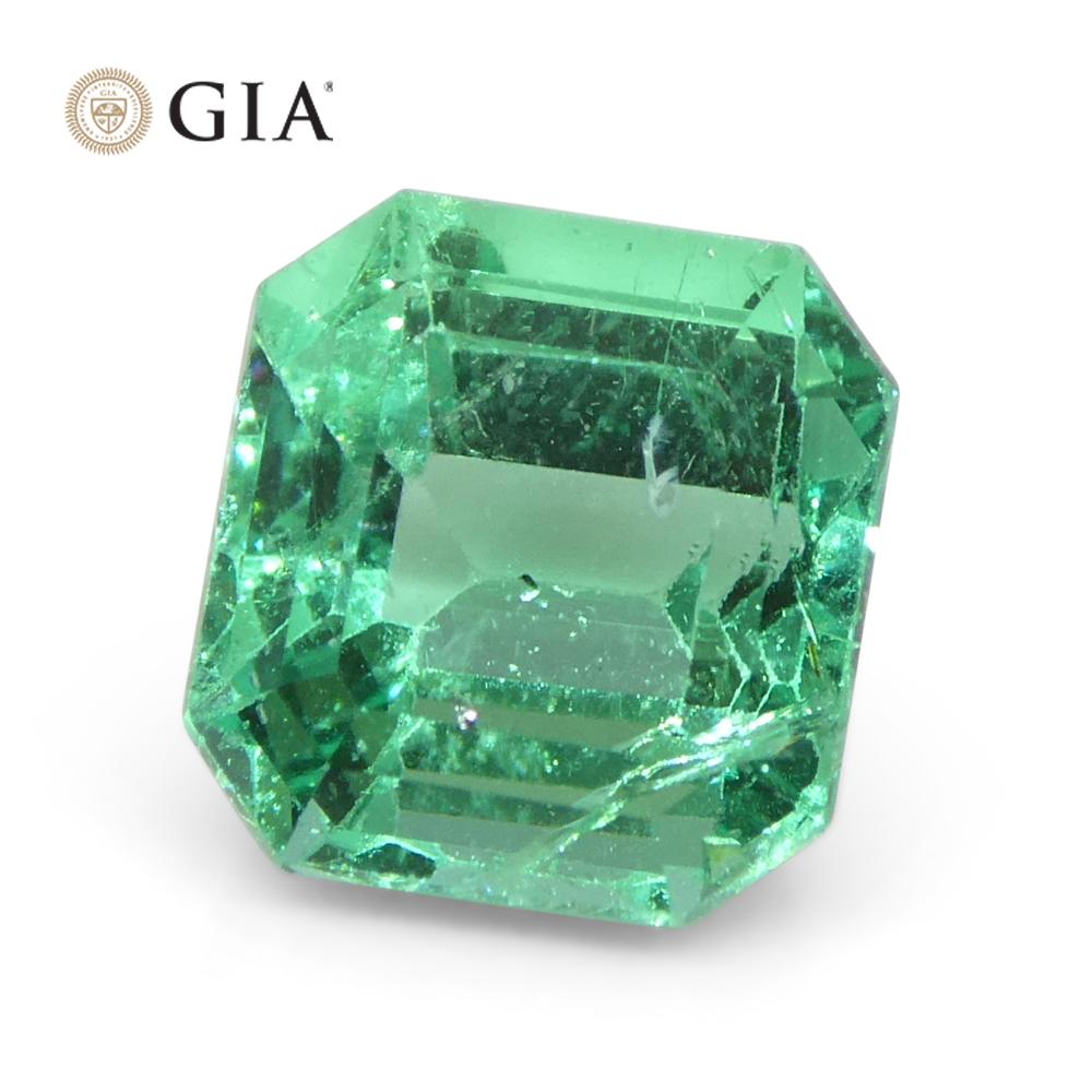 1.73ct Octagonal/Emerald Green Emerald GIA Certified Colombia   For Sale 2