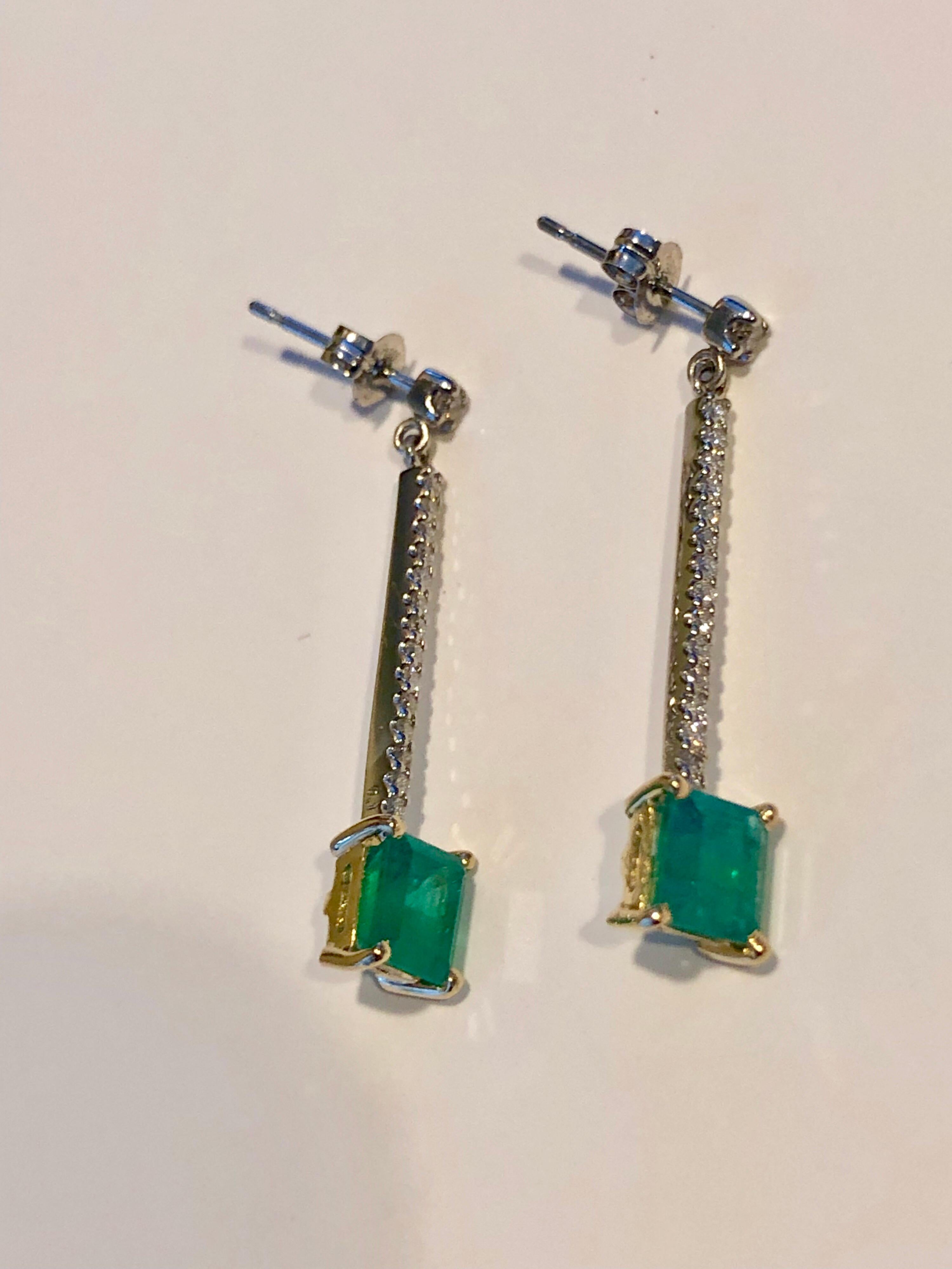 Colombian Emerald Diamond Platinum 18K Dangle Earrings For Sale 1