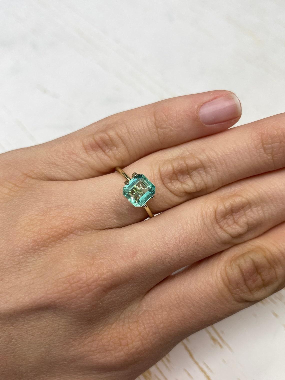 Smeraldo colombiano da 1,74 carati con taglio Asscher - Gemma di maggio pulita in vendita 2