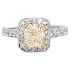Bague halo en diamant jaune fantaisie de 1,74 carat (taille coussin)