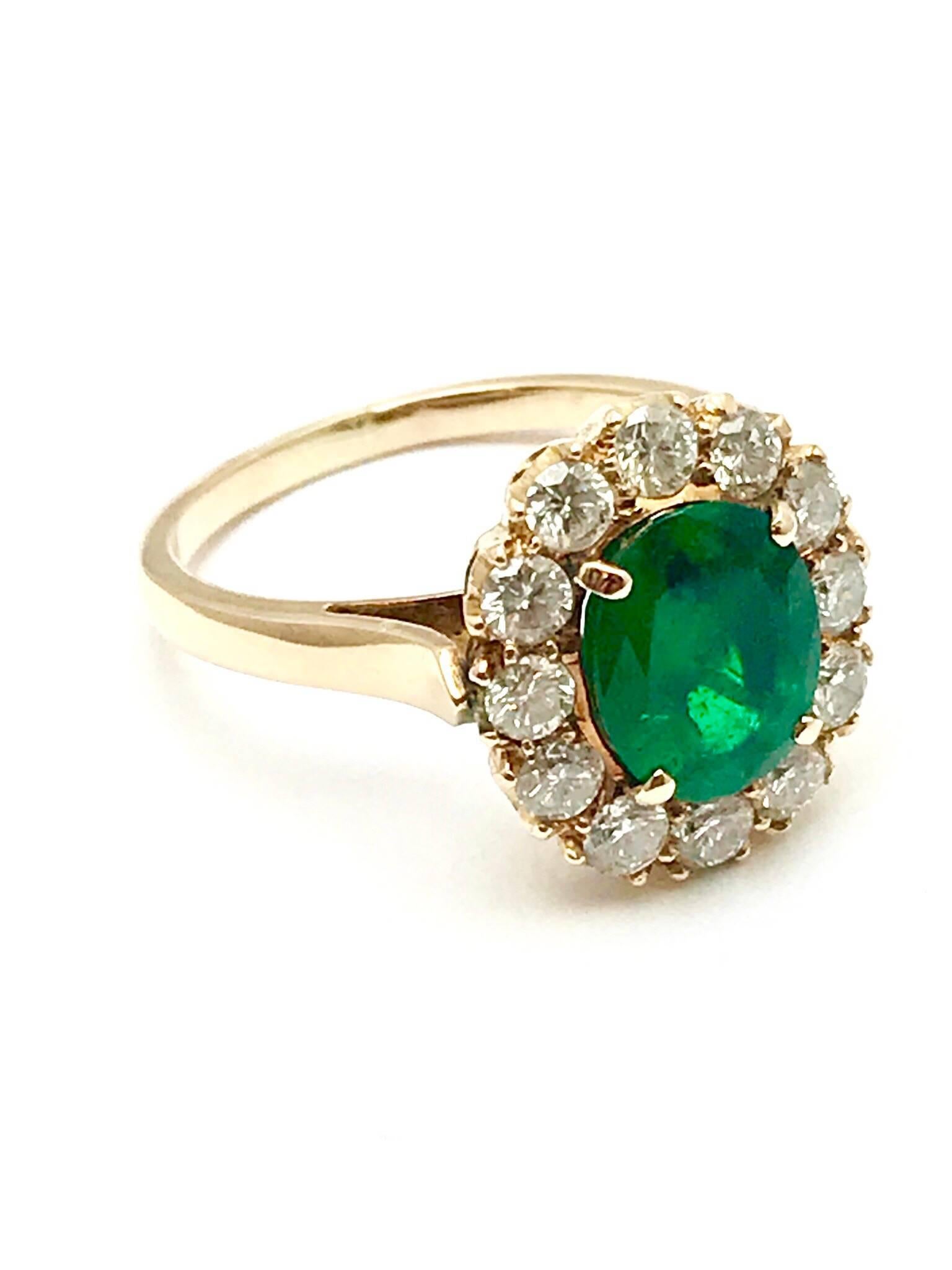 Modern 1.74 Carat Natural Oval Emerald and Diamond Rose Gold Ring For Sale