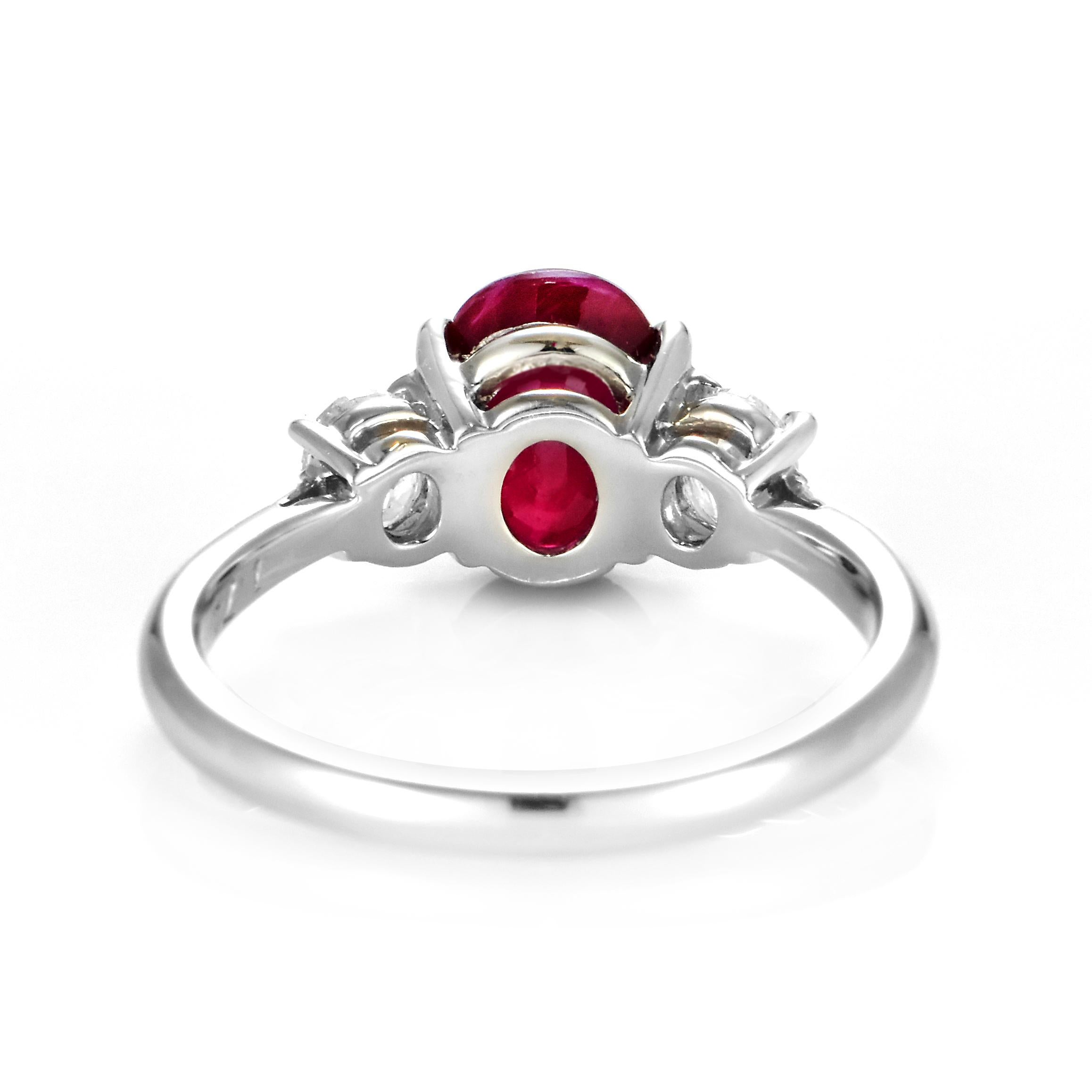 1.74 Carat Natural Ruby and Diamond Three Stone Ring Made in Platinum For Sale 4