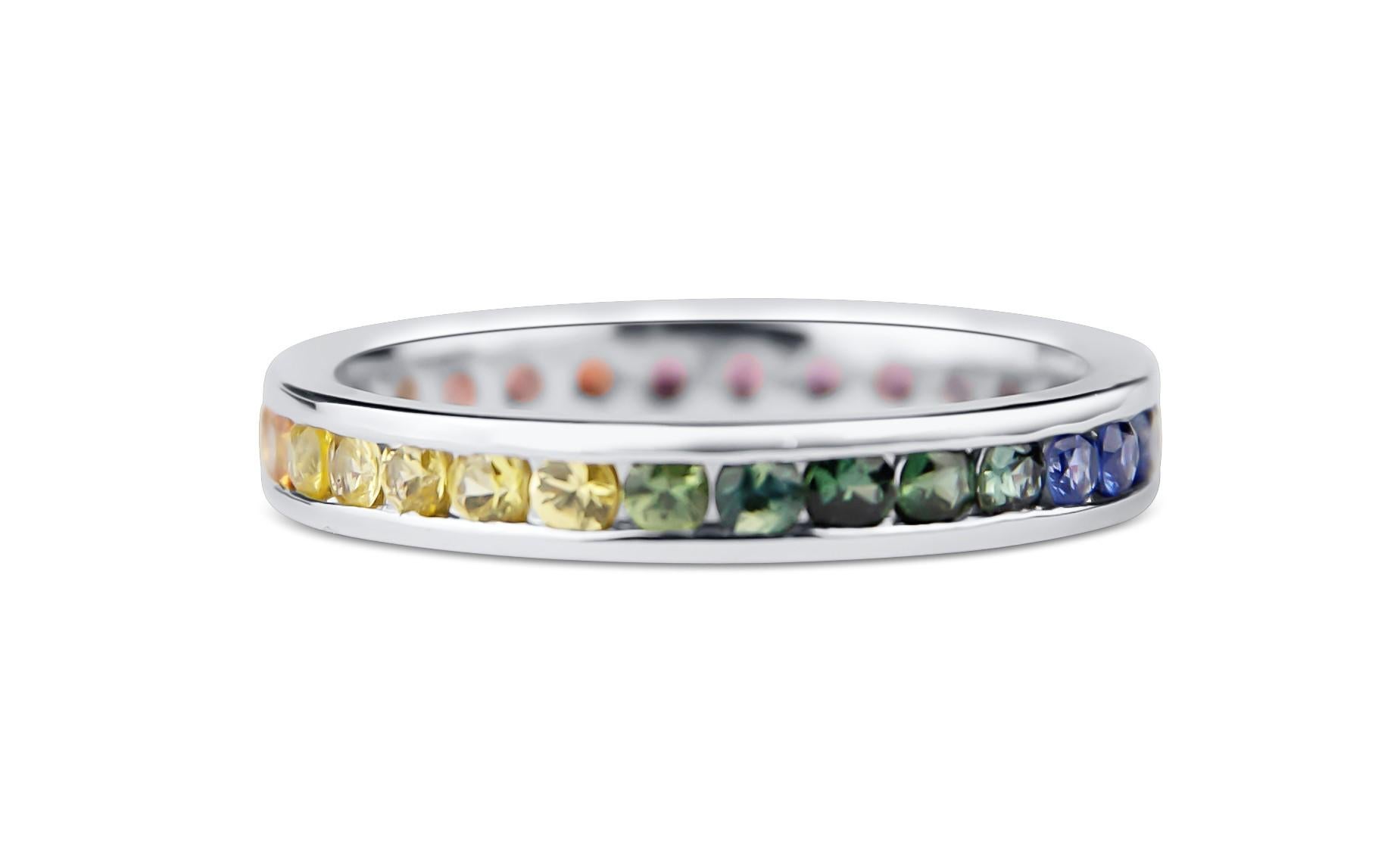 1,74 Karat Regenbogenfarbe Natürlicher Ceylon Saphir Ring und Ohrringe Set für Damen oder Herren im Angebot
