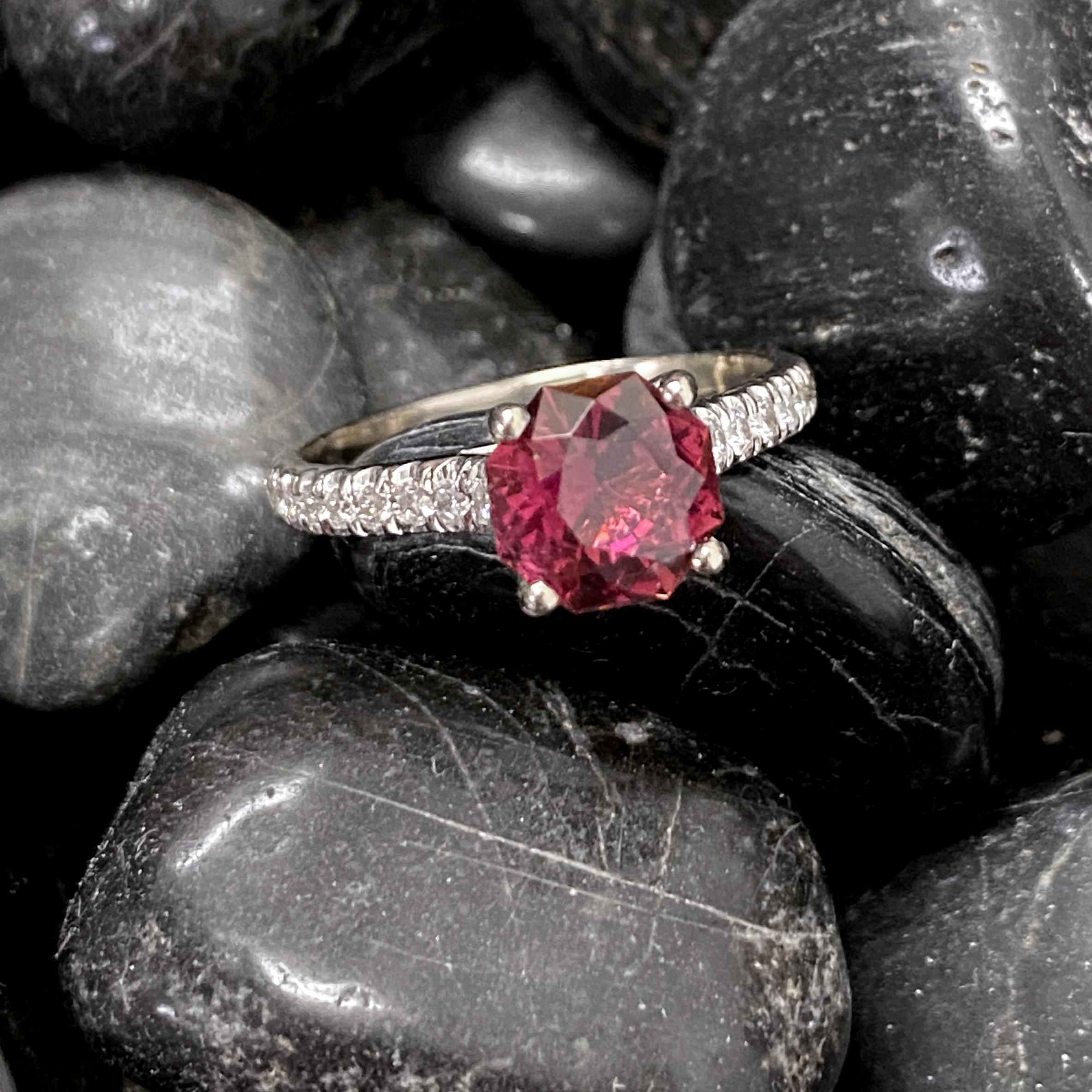 1.7 Carat Dark Pink Tourmaline Octagon in White Gold Ring with Diamond Band In Good Condition In Sherman Oaks, CA