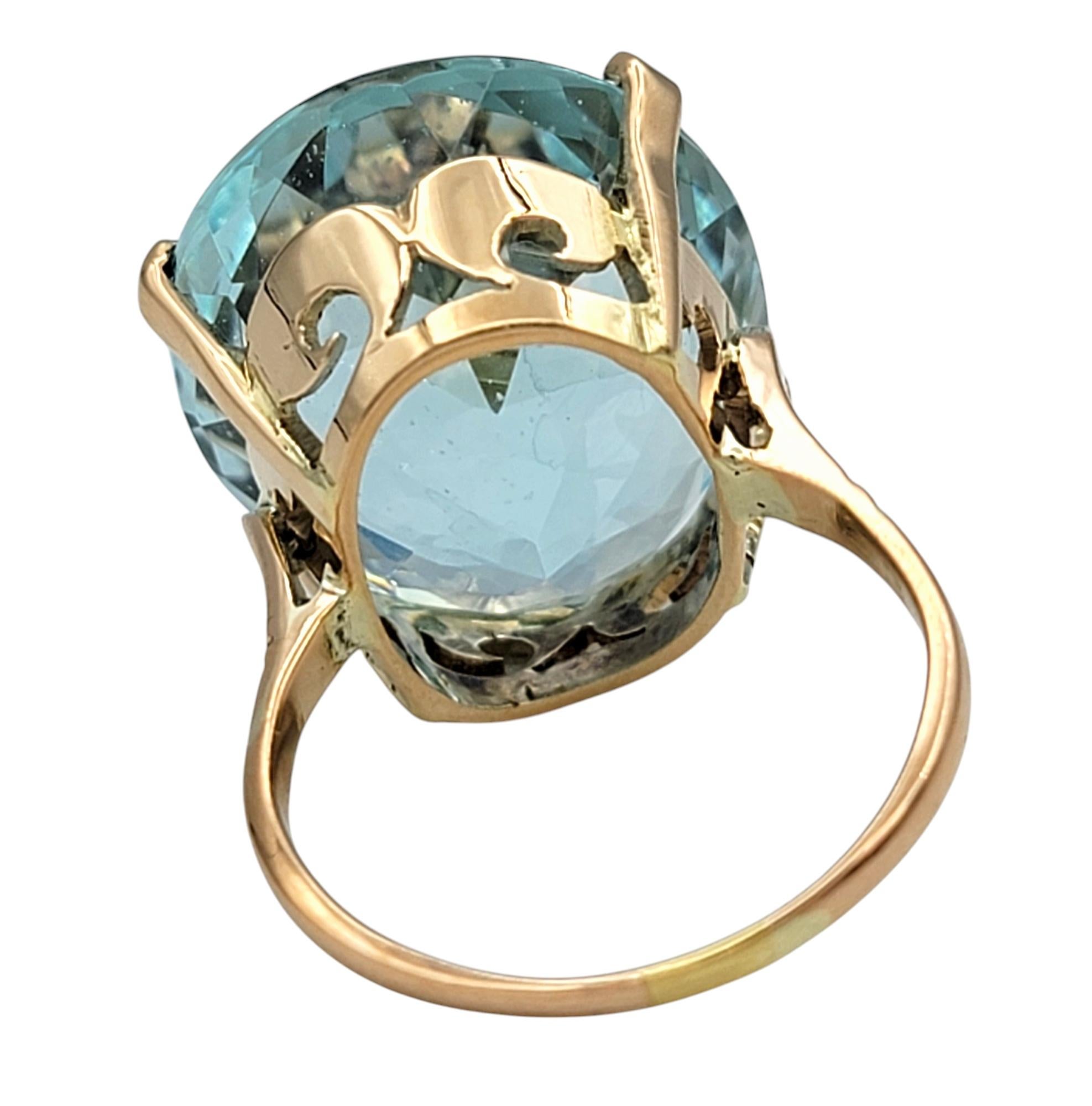 De las mujeres Anillo de Cóctel con Solitario de Aguamarina de Corte Oval de 17,41 Quilates en Oro Amarillo de 18 Kilates en venta