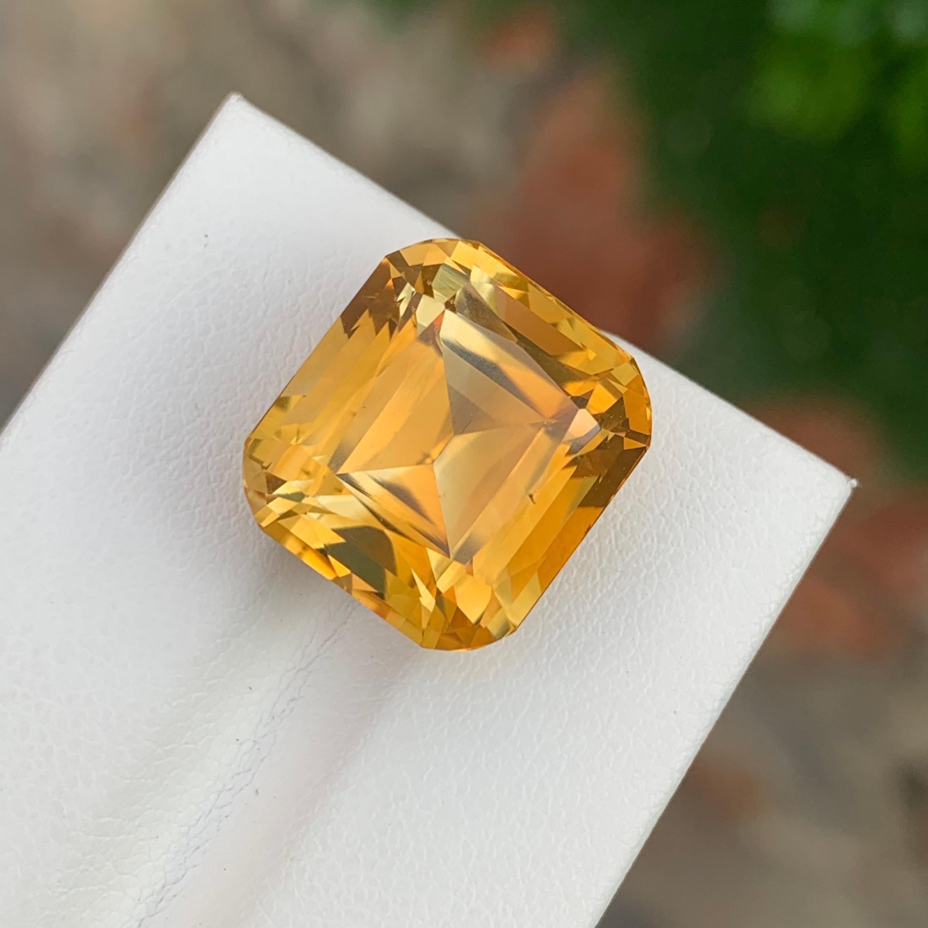 17.45 Carat Natural Loose Yellow Citrine Big Cushion Shape Gem For Necklace For Sale 3