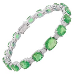 17.45 Carat Oval Shape Emerald Bracelet 2.30 Carat Diamond 18 Karat White Gold